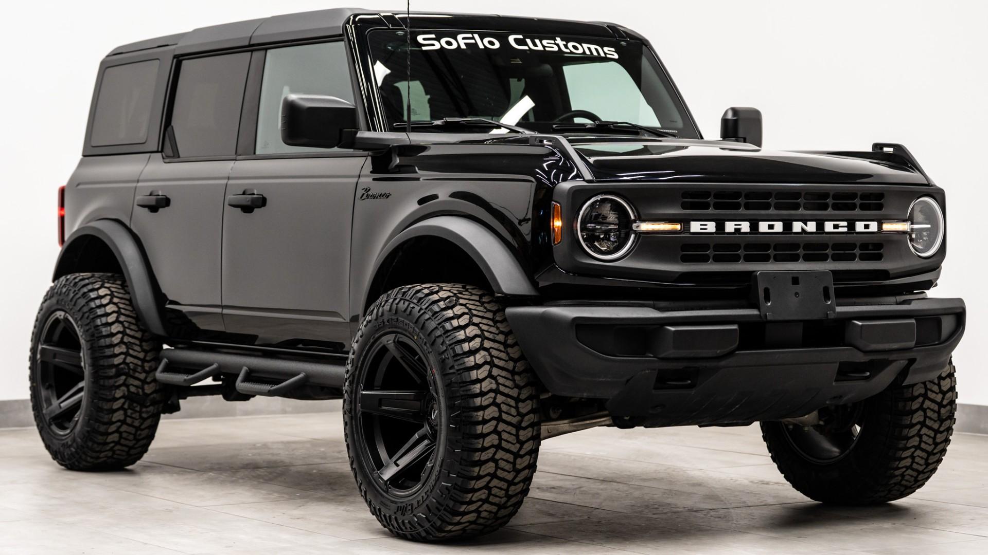 2025 FORD BRONCO in Black, photo 5 of 42