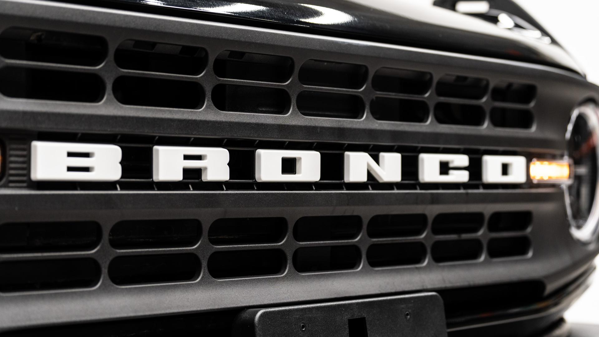 2025 FORD BRONCO in Black, photo 33 of 42