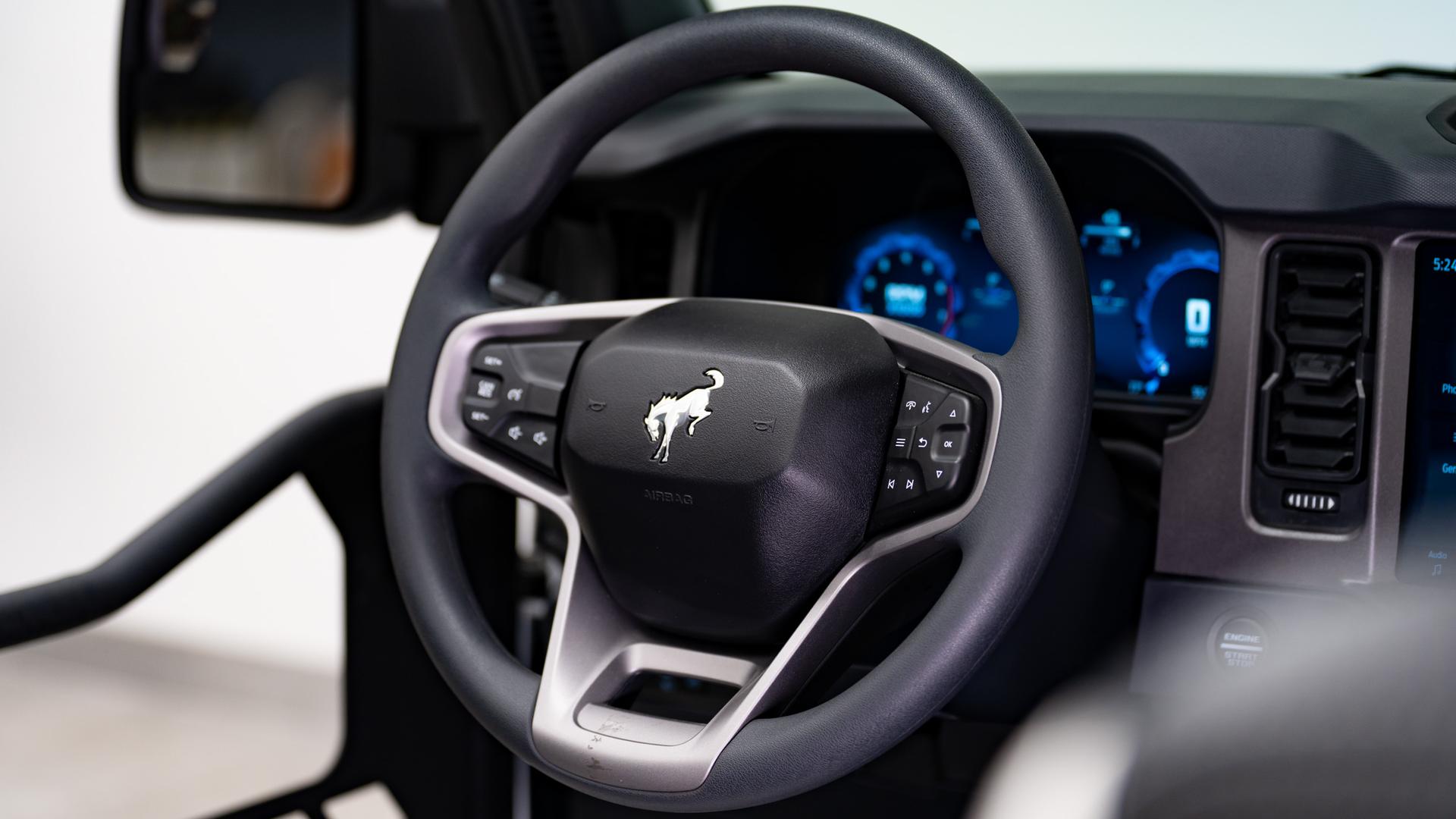 2025 FORD BRONCO in White, photo 25 of 53