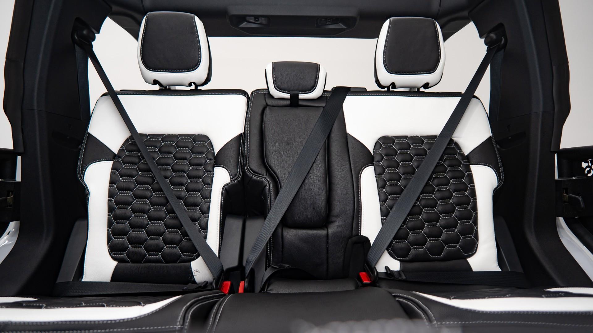 2025 FORD BRONCO in White, photo 32 of 53