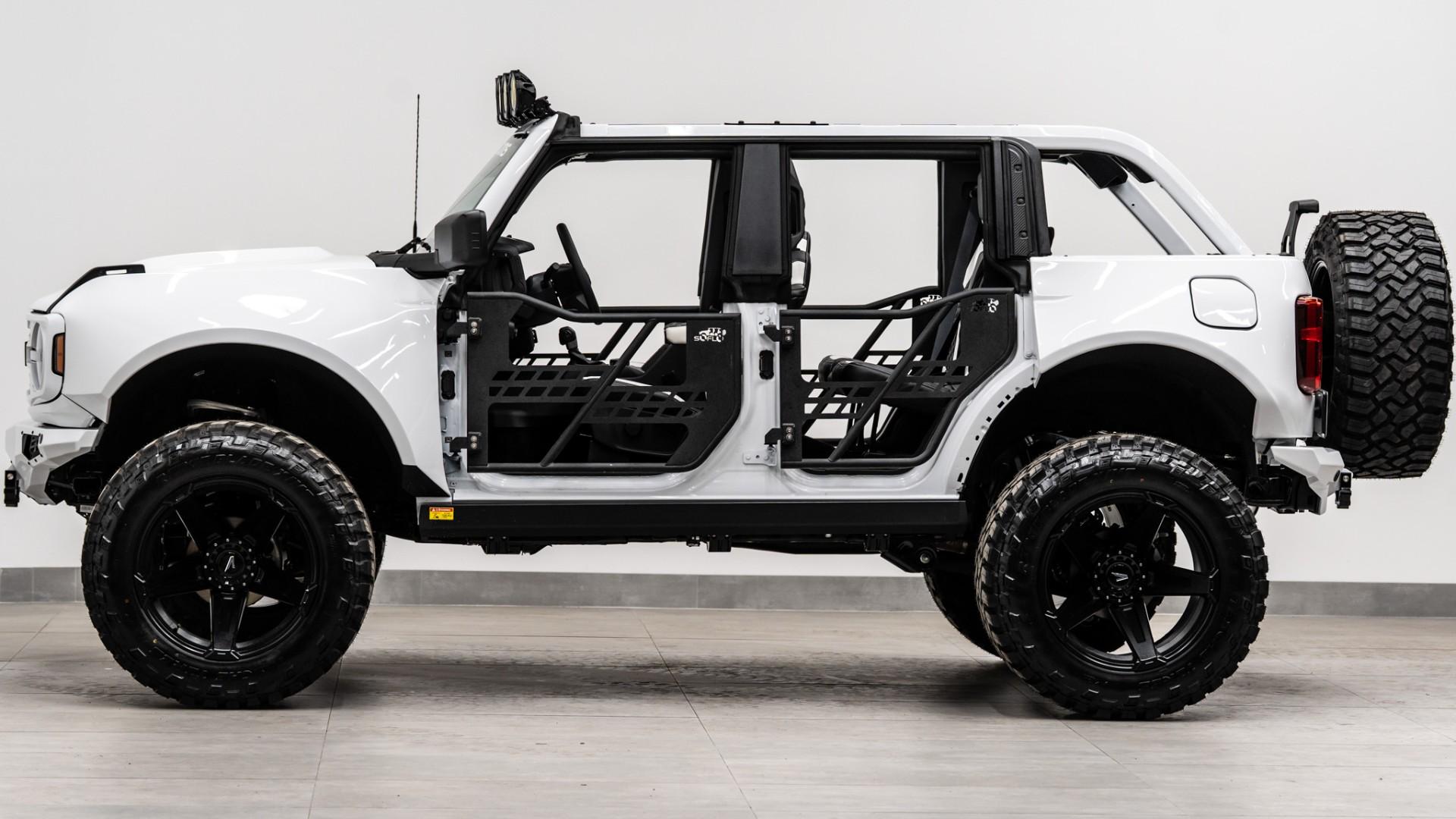 2025 FORD BRONCO in White, photo 17 of 53