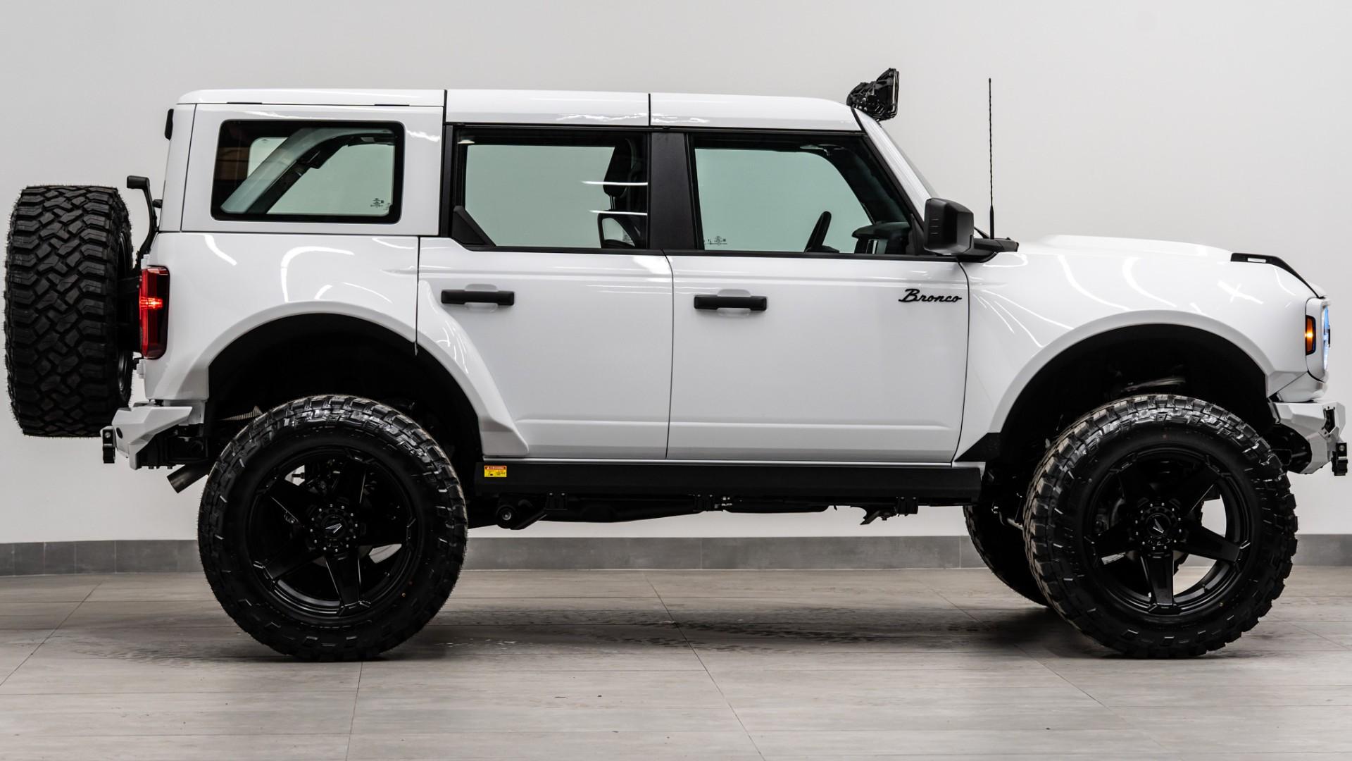 2025 FORD BRONCO in White, photo 8 of 53