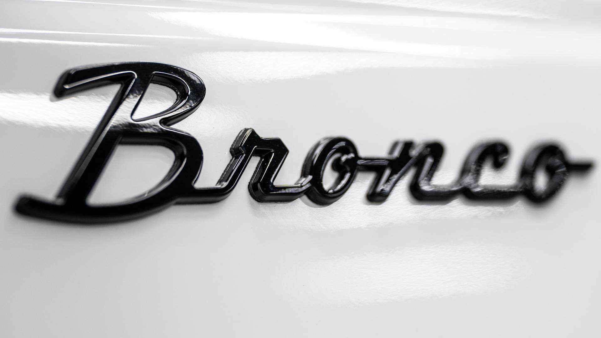 2025 FORD BRONCO in White, photo 49 of 53