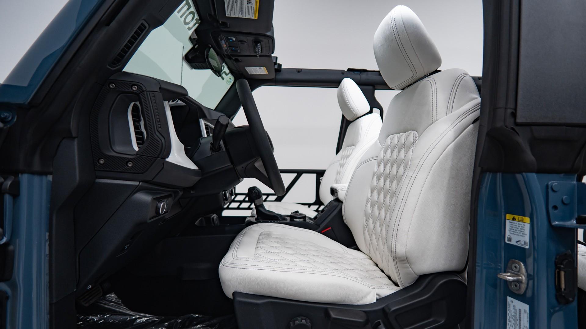 2025 FORD BRONCO in Azzure Gray, photo 26 of 57