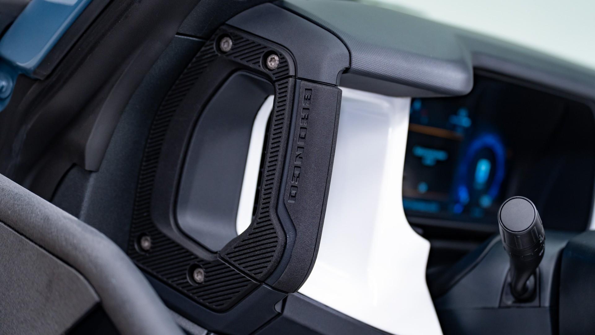 2025 FORD BRONCO in Azzure Gray, photo 28 of 57