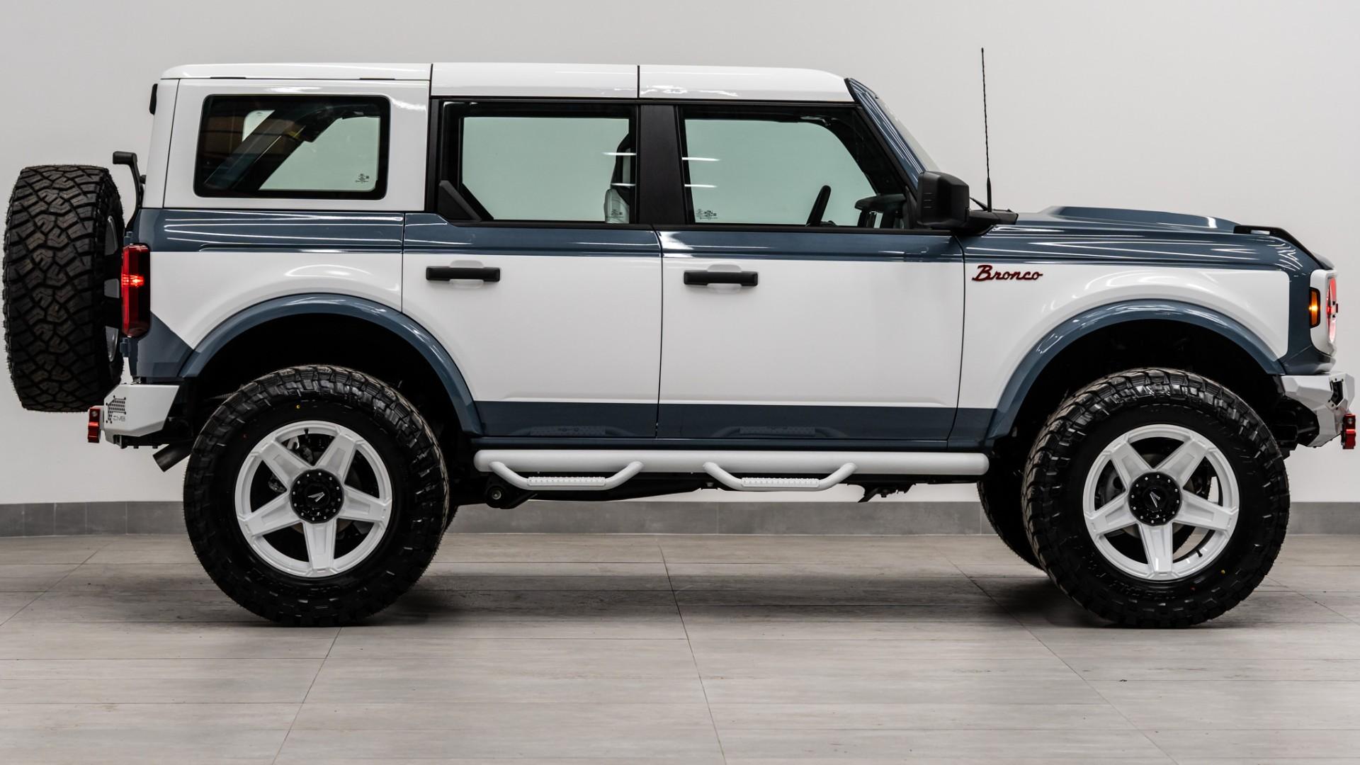 2025 FORD BRONCO in Azzure Gray, photo 8 of 57