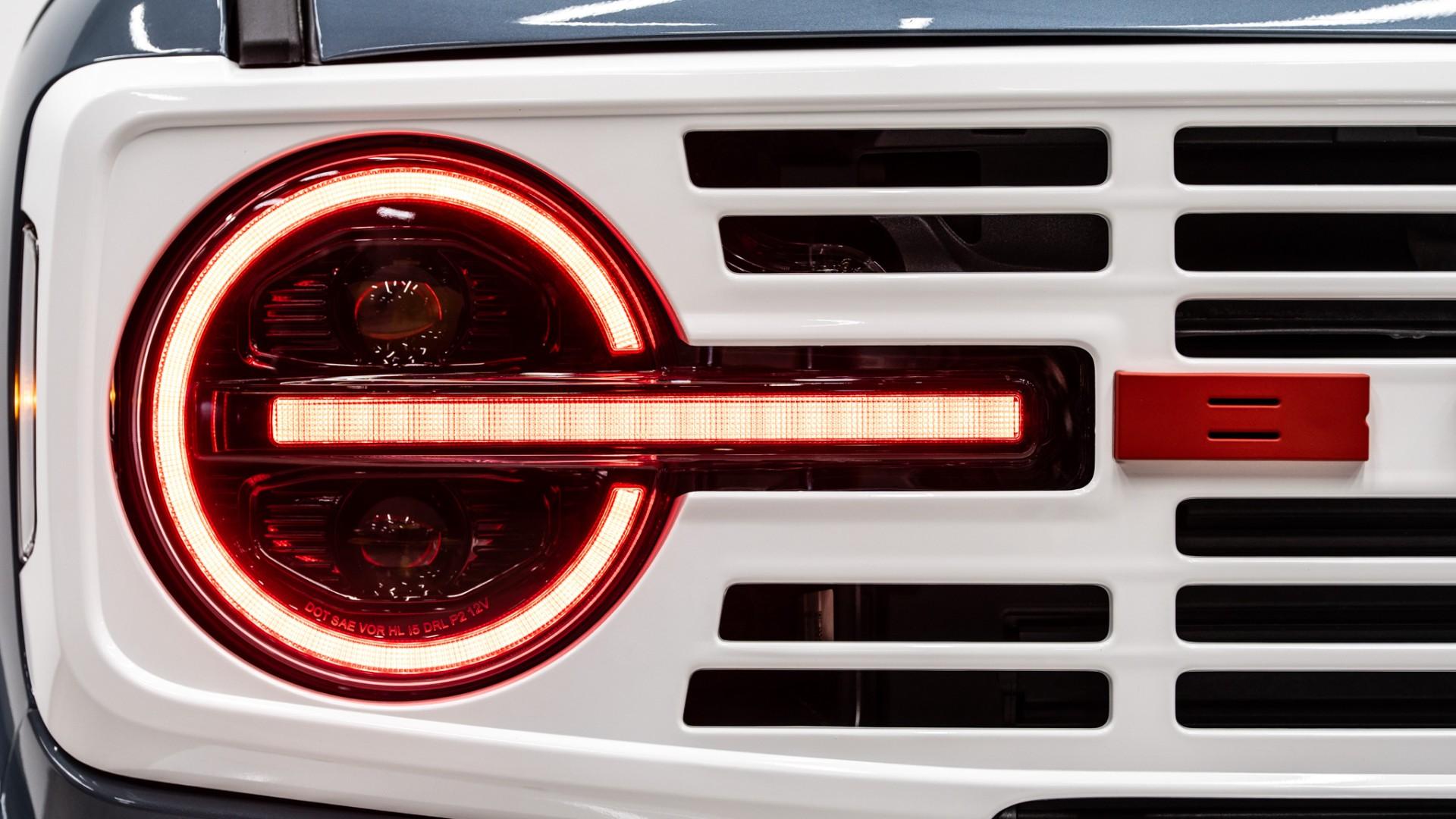 2025 FORD BRONCO in Azzure Gray, photo 44 of 57