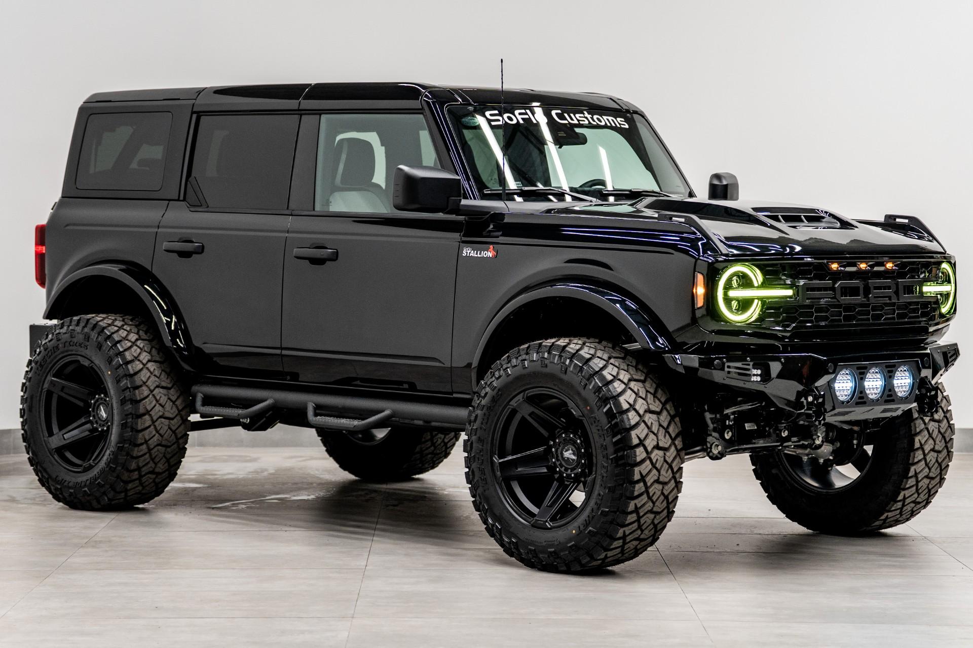 2025 FORD BRONCO in Black, photo 5 of 49