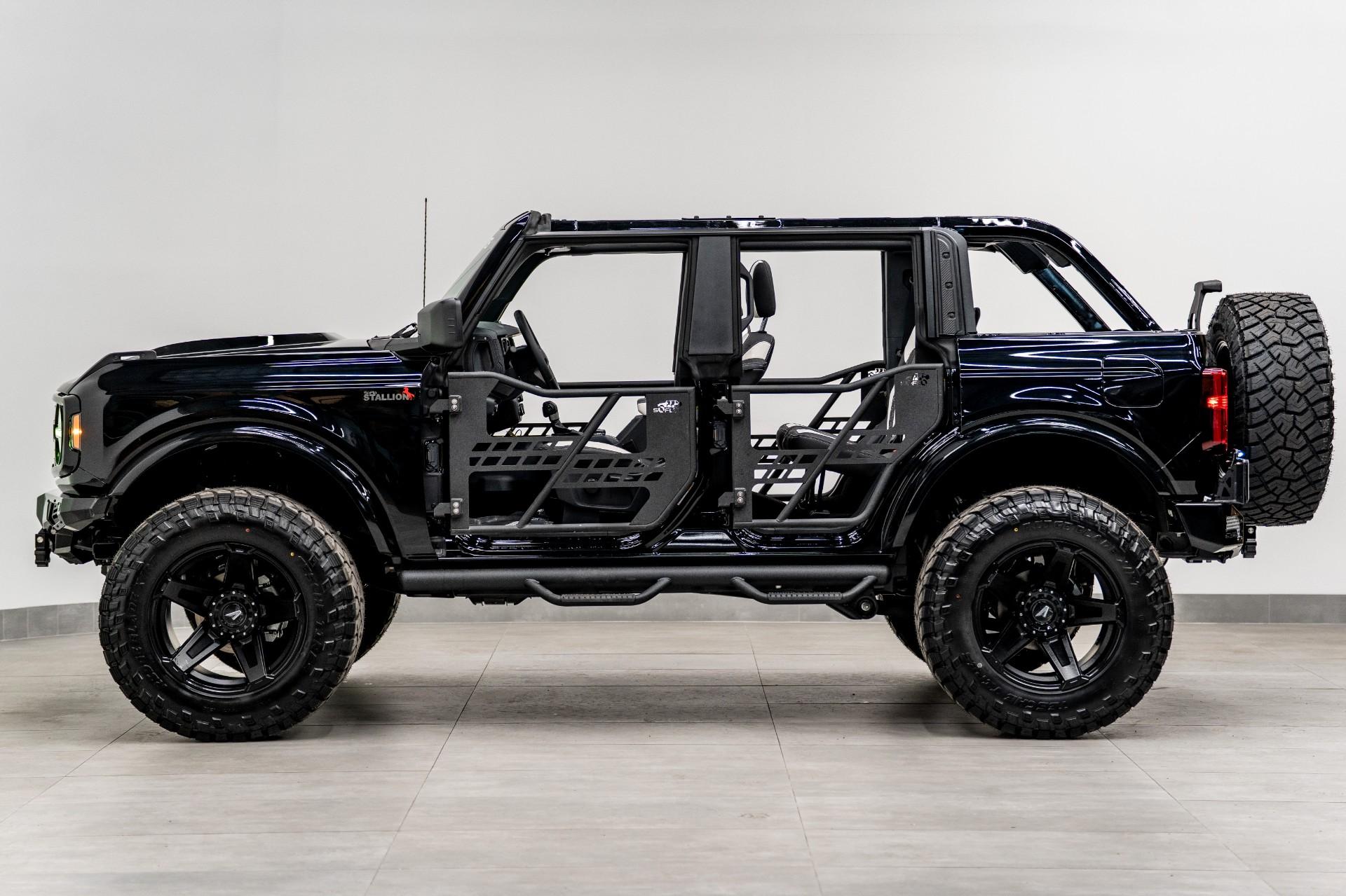 2025 FORD BRONCO in Black, photo 24 of 49