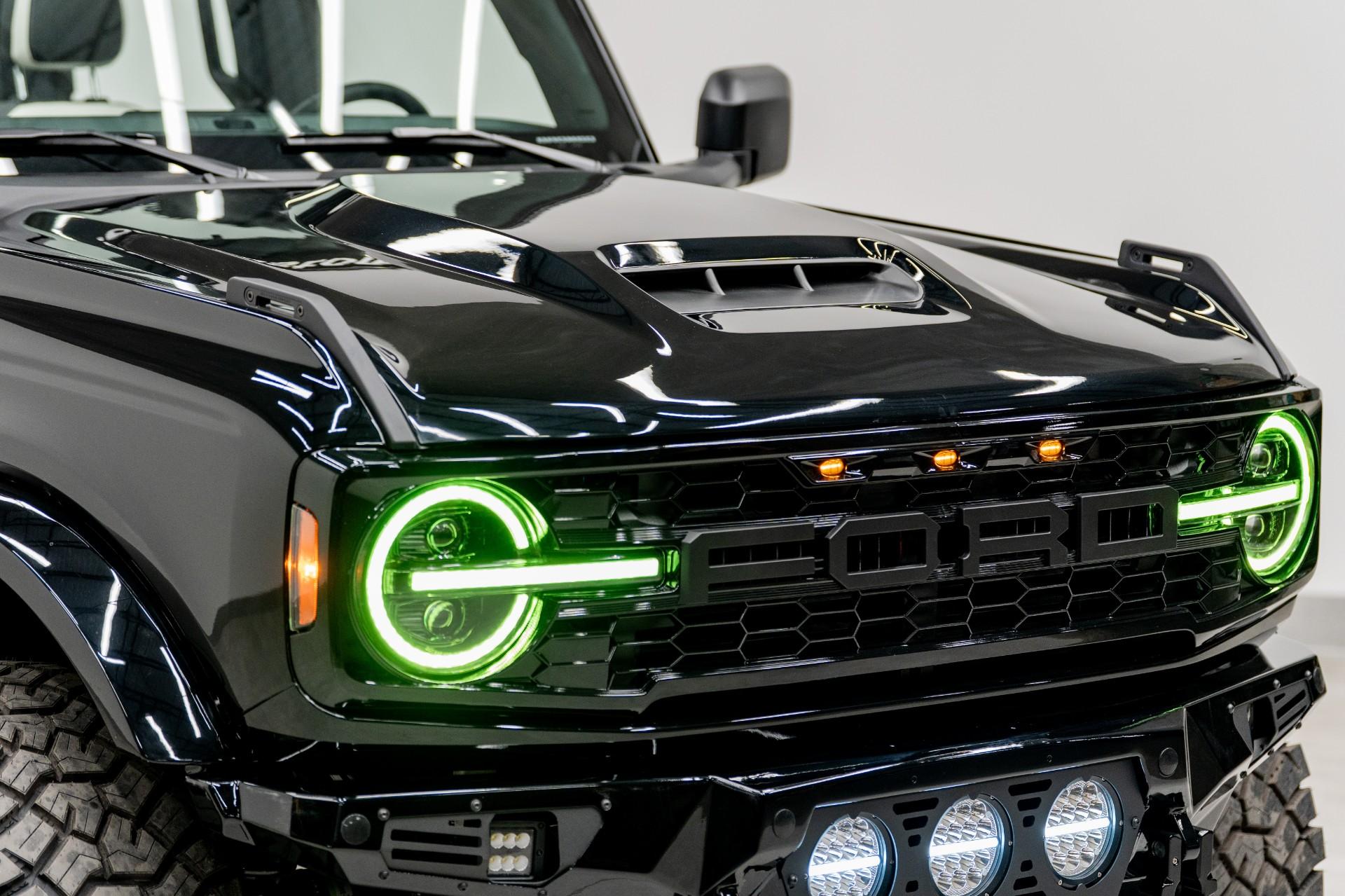 2025 FORD BRONCO in Black, photo 16 of 49