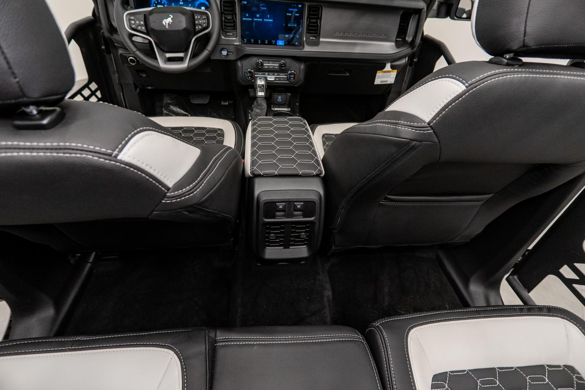 2025 FORD BRONCO in Black, photo 35 of 49