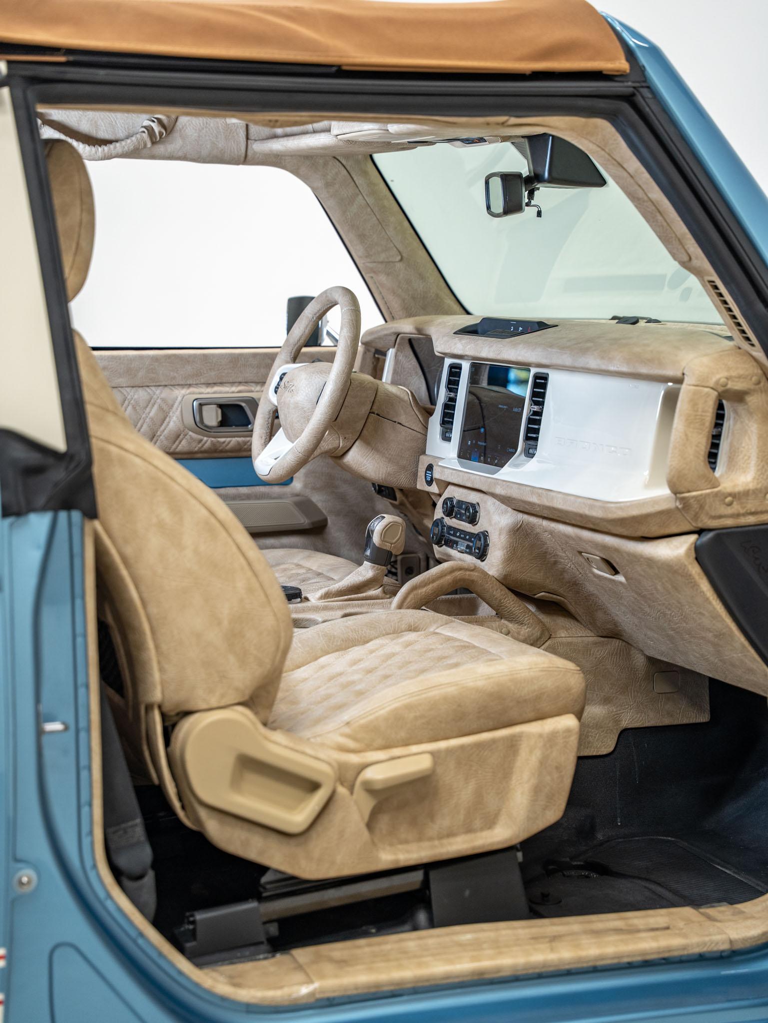 2024 FORD BRONCO in Blue, photo 49 of 52