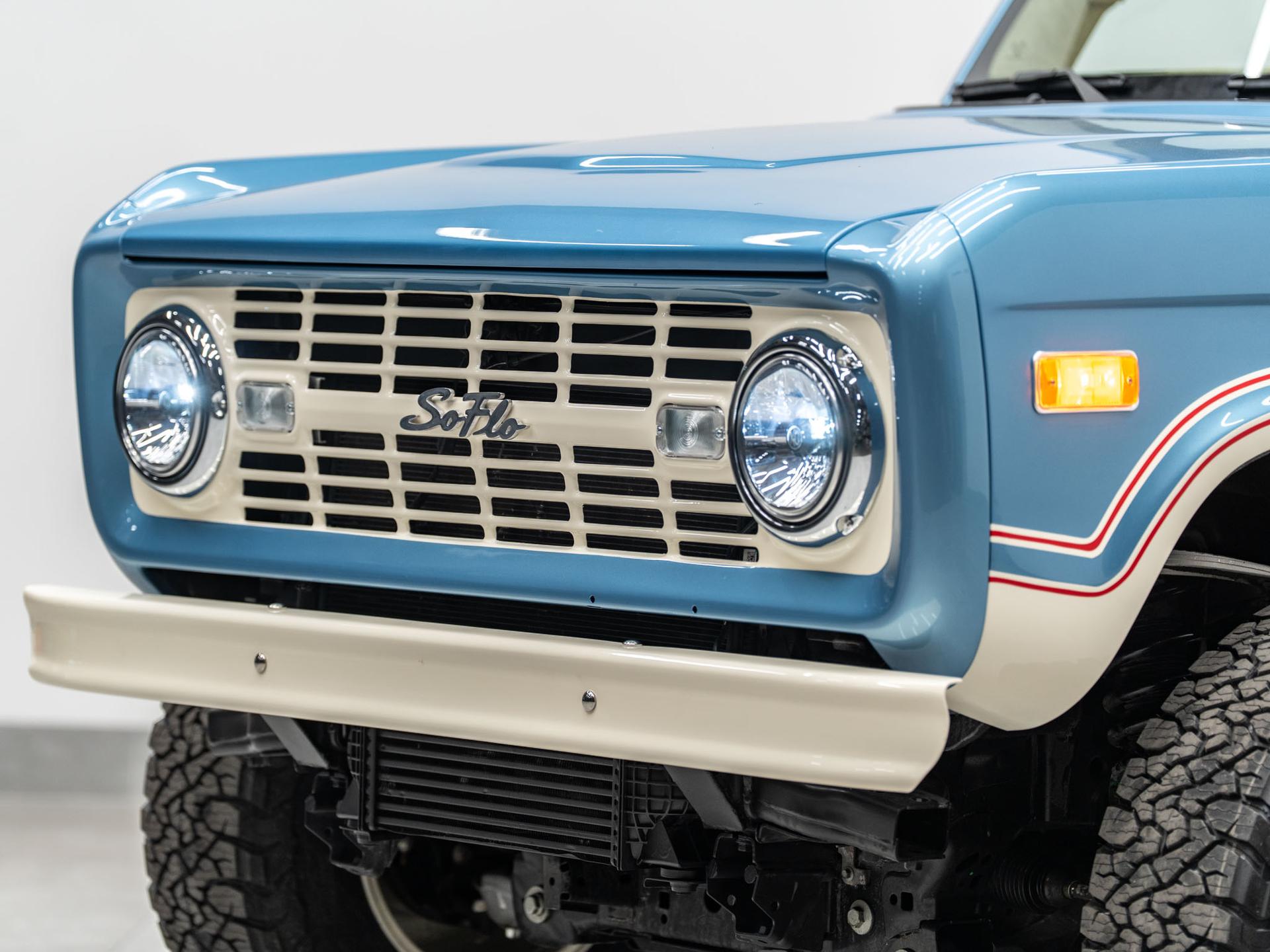 2024 FORD BRONCO in Blue, photo 14 of 52