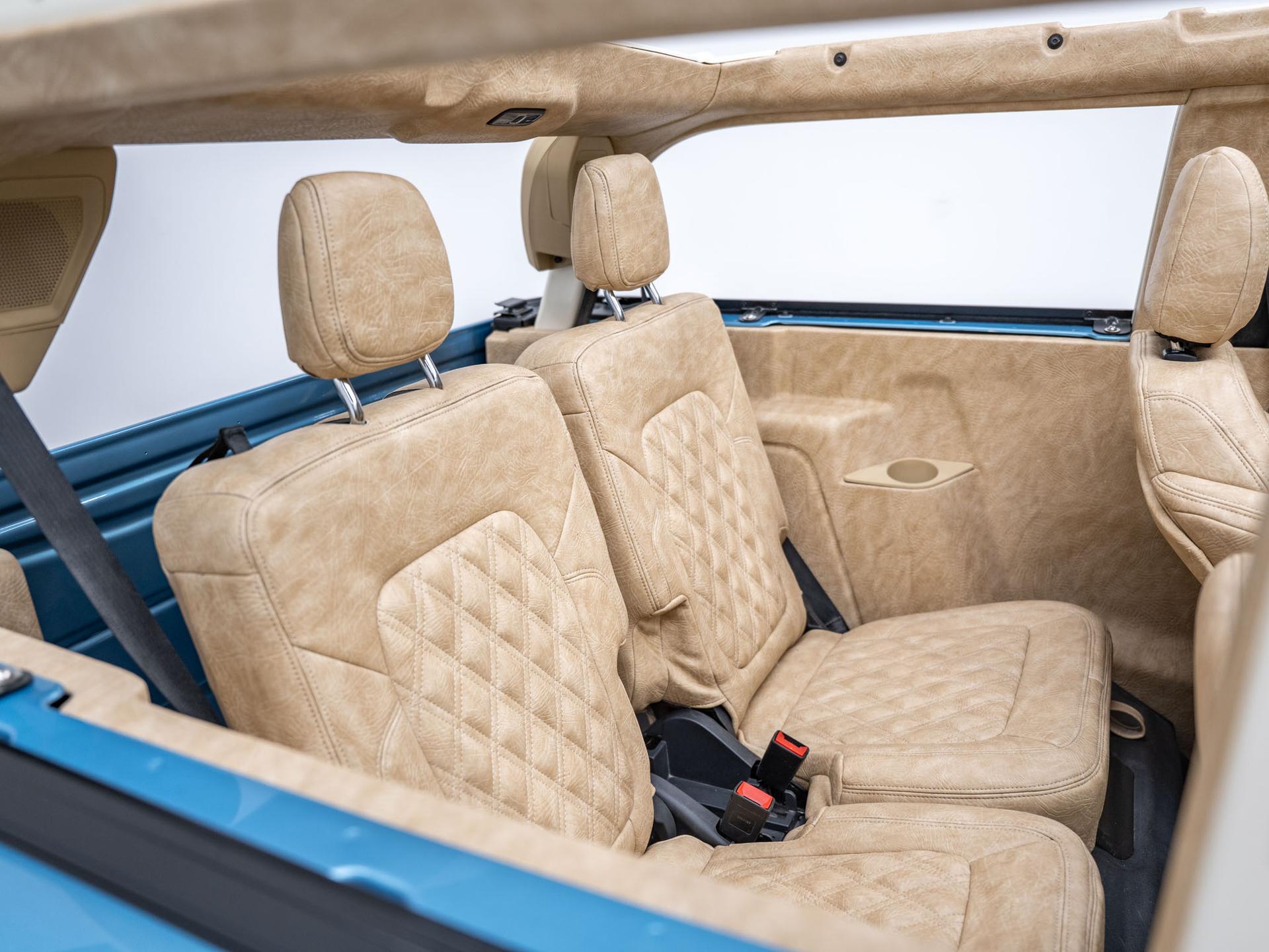 2024 FORD BRONCO in Blue, photo 40 of 52