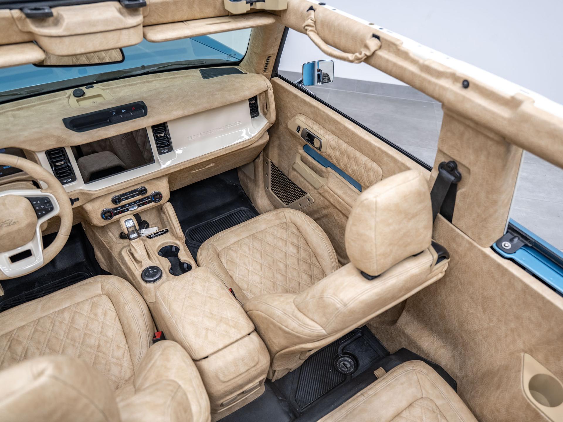 2024 FORD BRONCO in Blue, photo 32 of 52