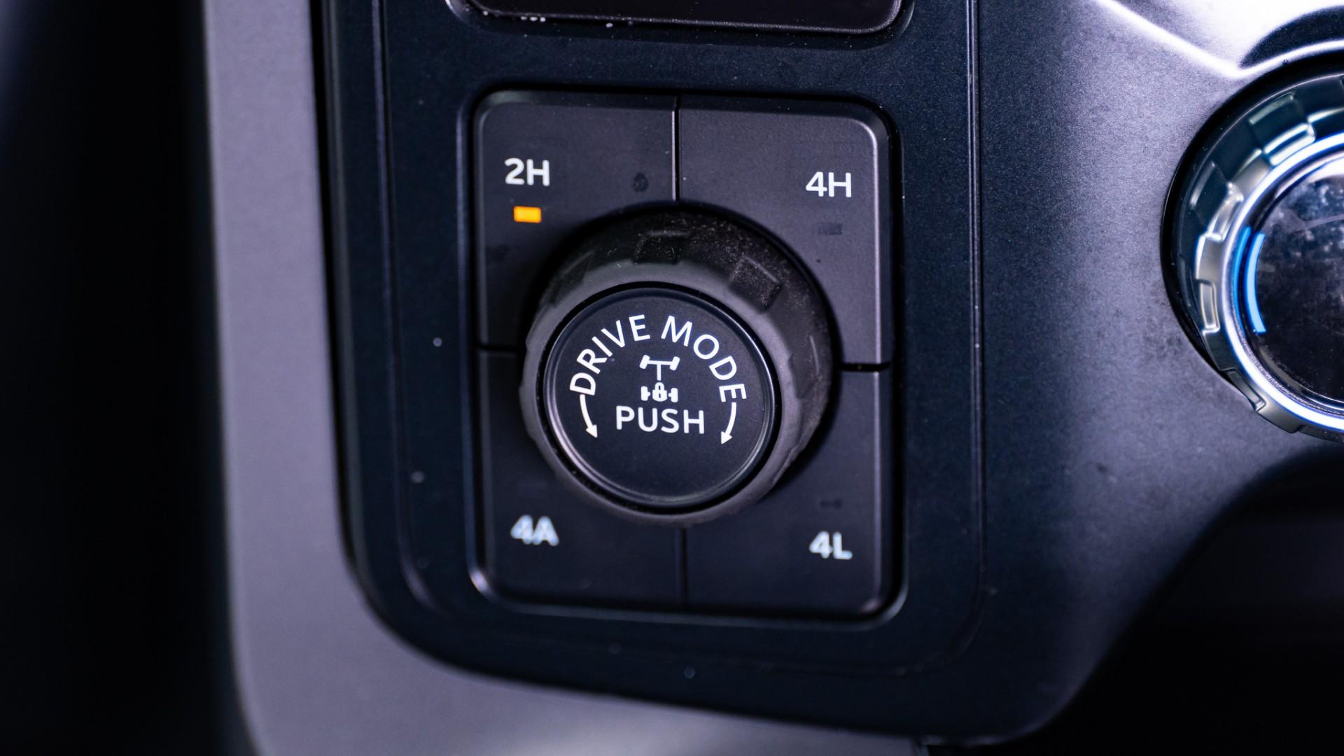 2024 FORD F-150 LARIAT in White, photo 32 of 43
