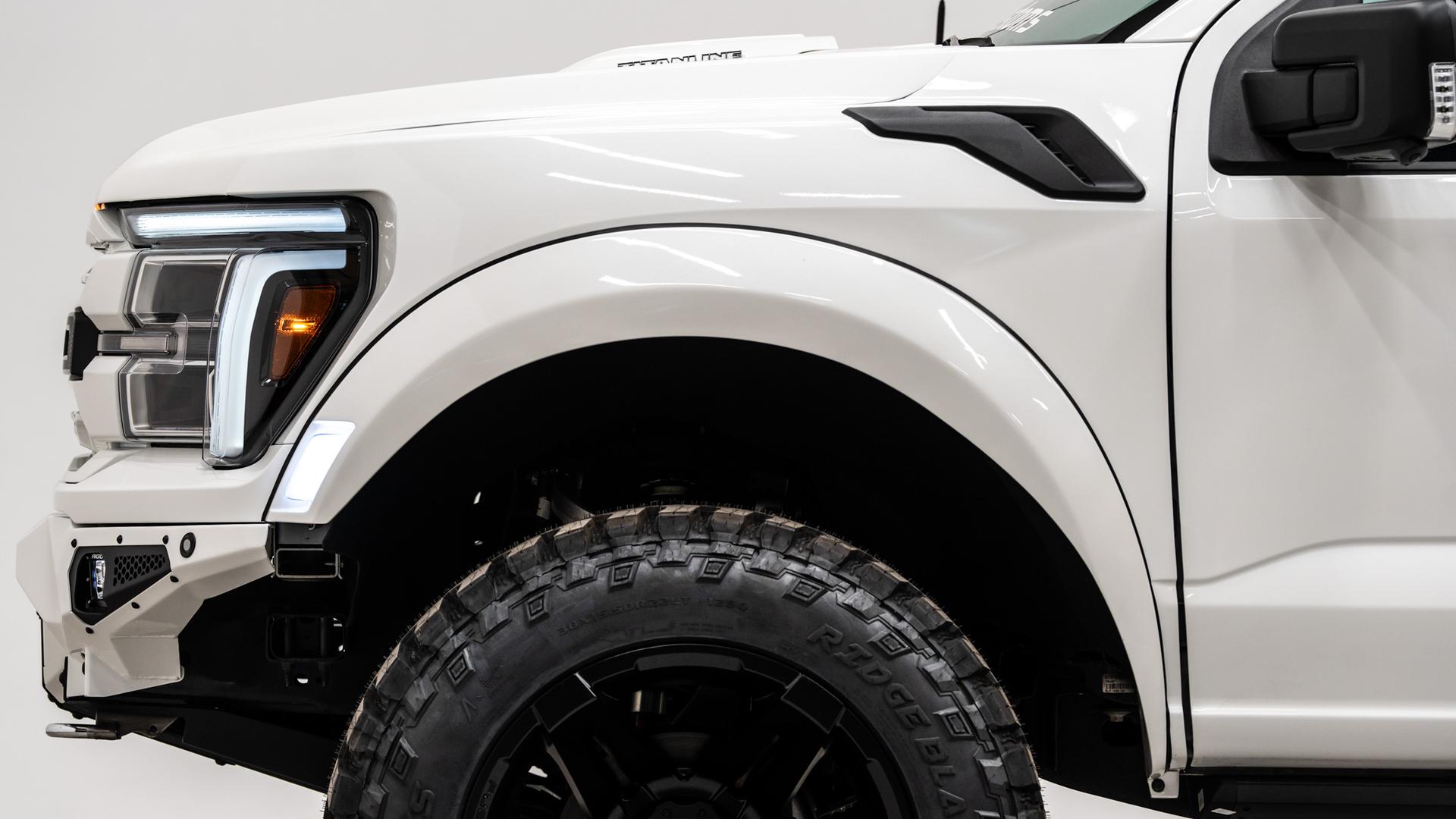 2024 FORD F-150 LARIAT in White, photo 15 of 43
