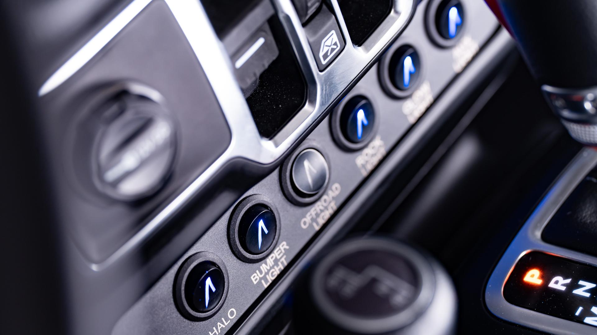 2026 JEEP GLADIATOR in Tan, photo 53 of 55