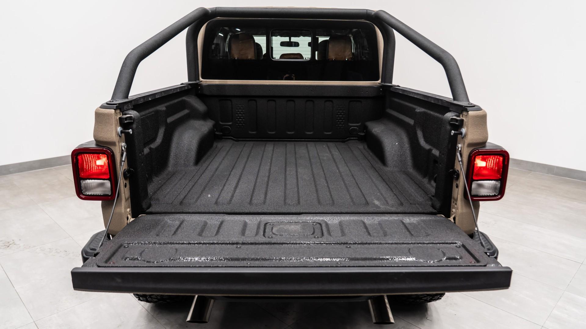 2026 JEEP GLADIATOR in Tan, photo 12 of 55