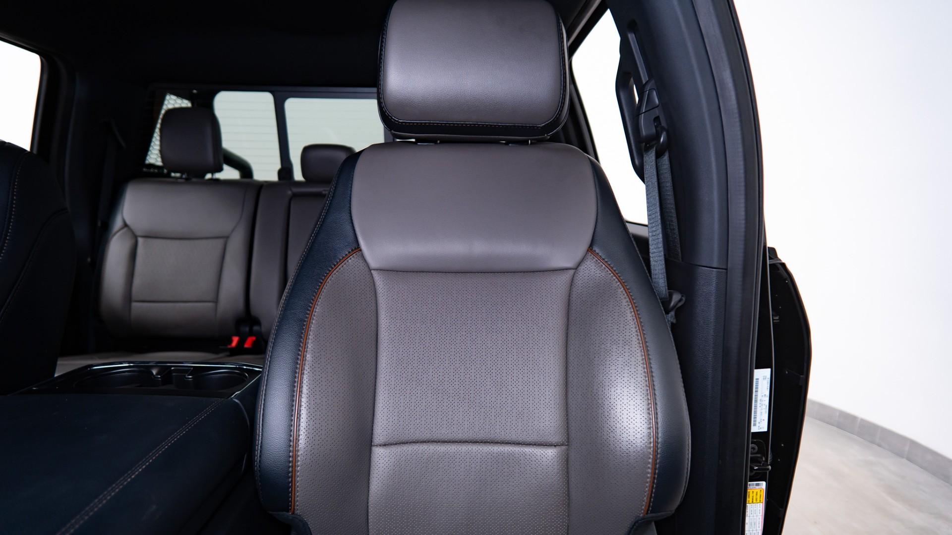 2024 FORD F-150 LARIAT in Black, photo 25 of 46