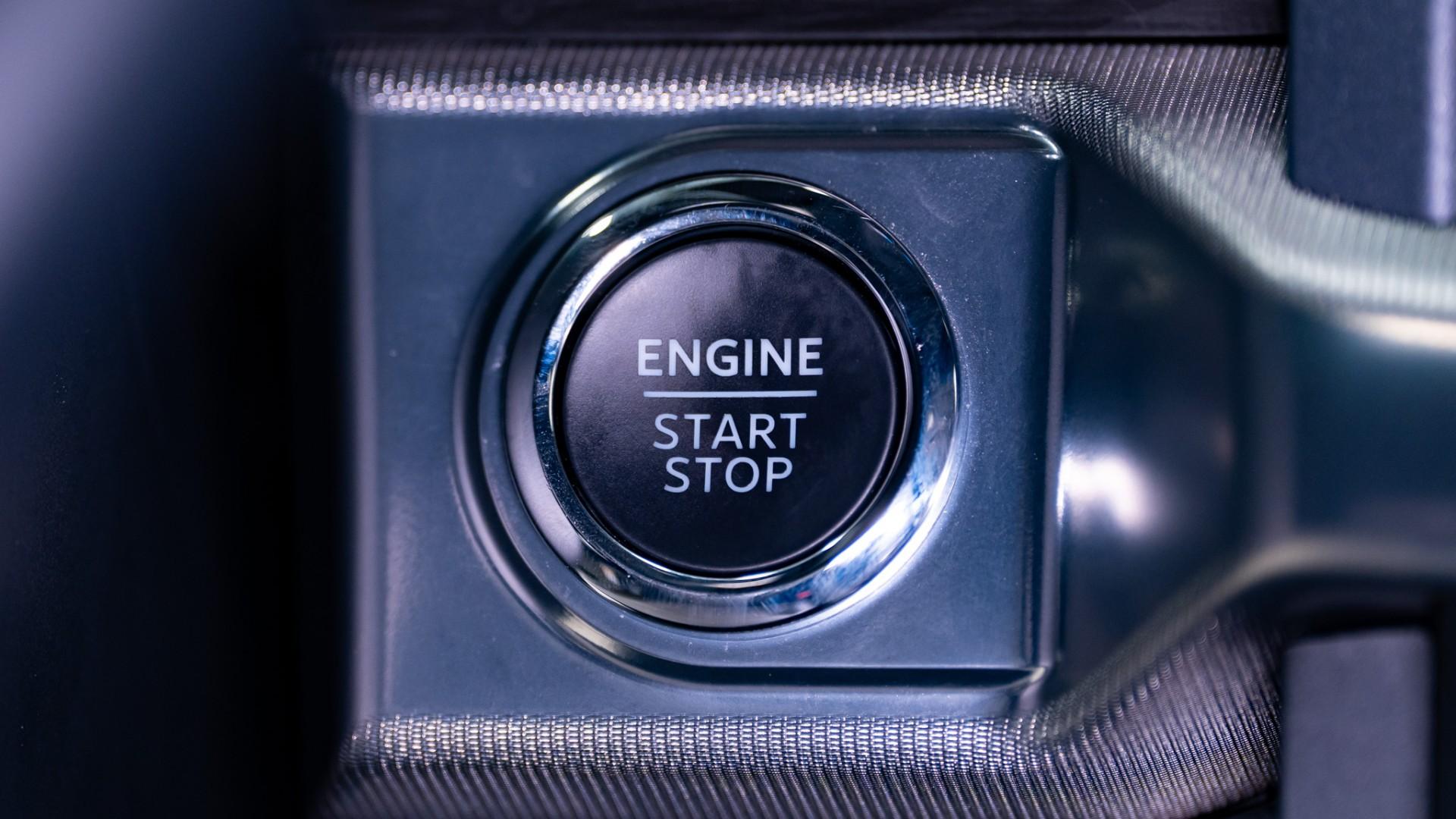 2024 FORD F-150 LARIAT in Black, photo 36 of 46
