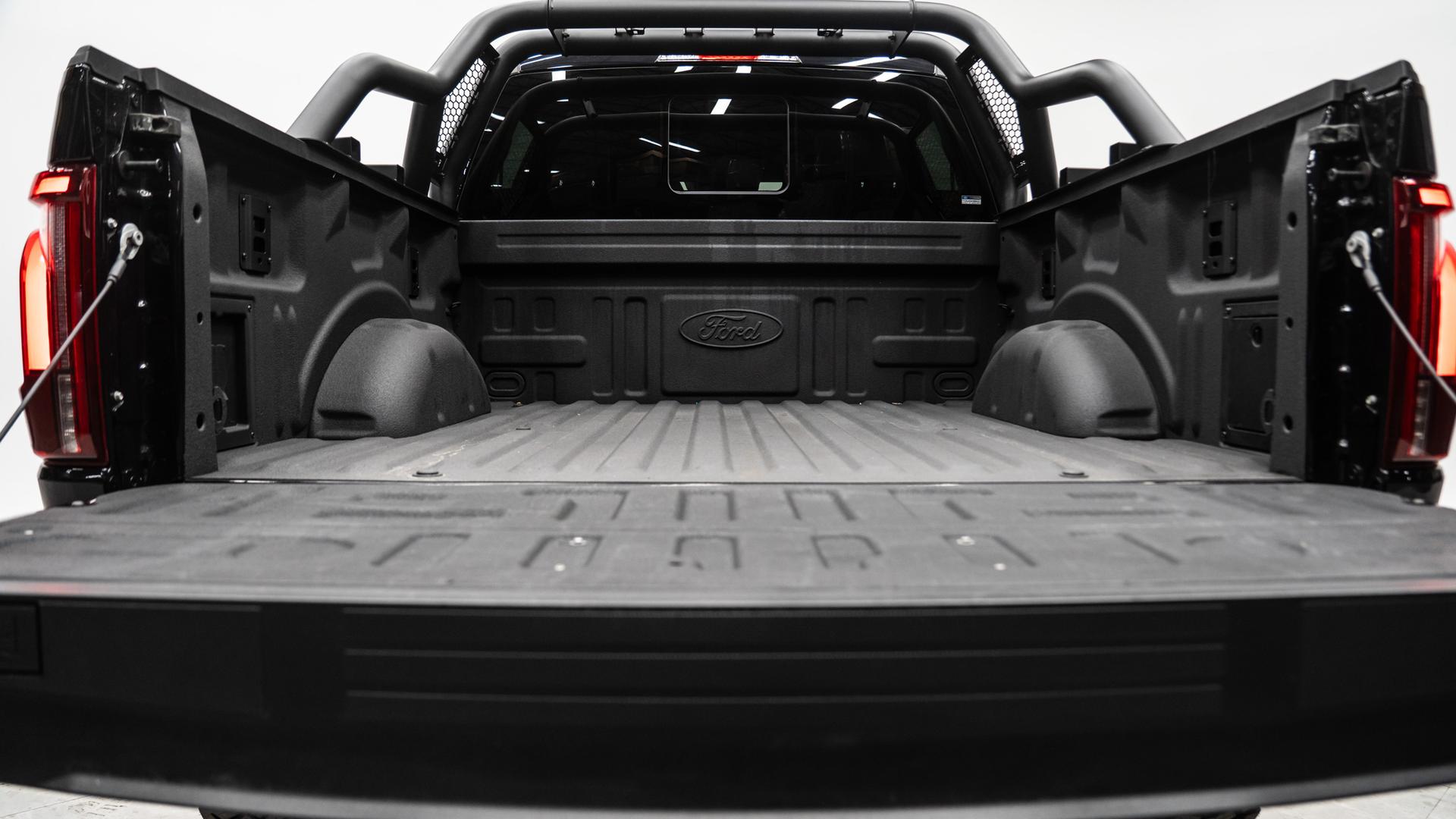 2024 FORD F-150 LARIAT in Black, photo 12 of 46
