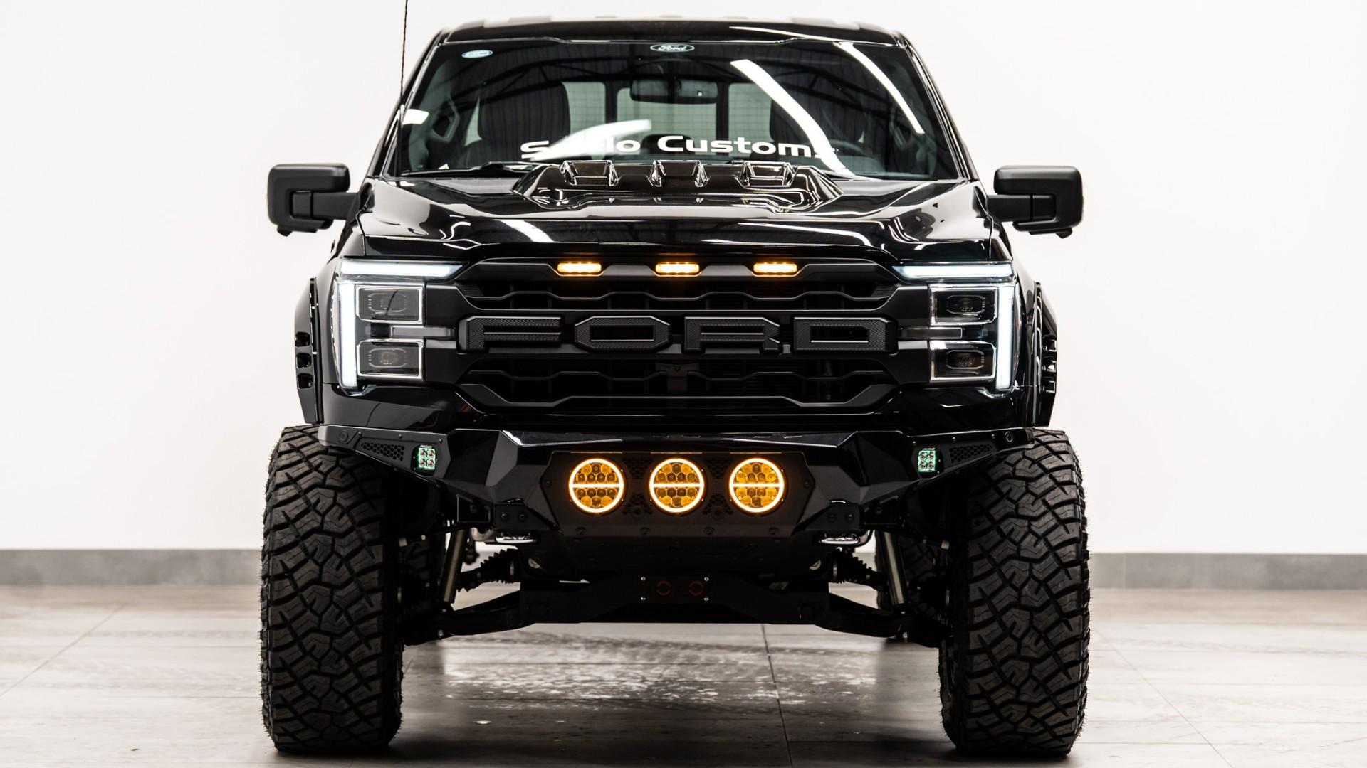 2024 FORD F-150 LARIAT in Black, photo 17 of 46