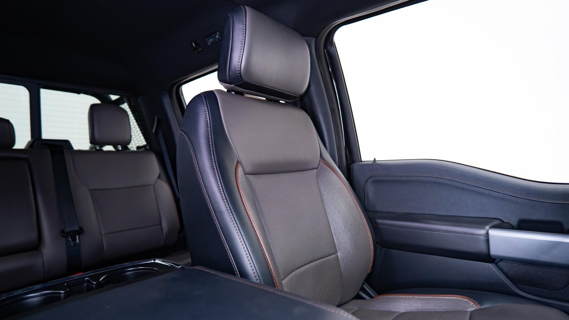 2024 FORD F-150 LARIAT in Black, photo 42 of 46