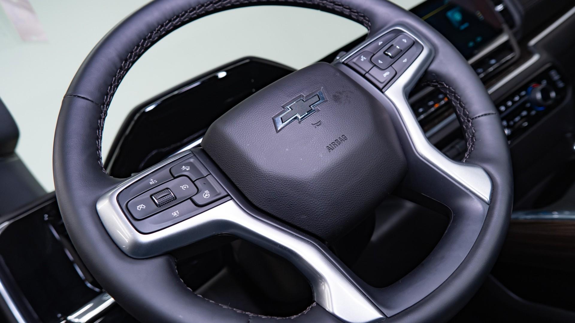 2024 CHEVROLET SILVERADO 1500 in Gray, photo 15 of 57