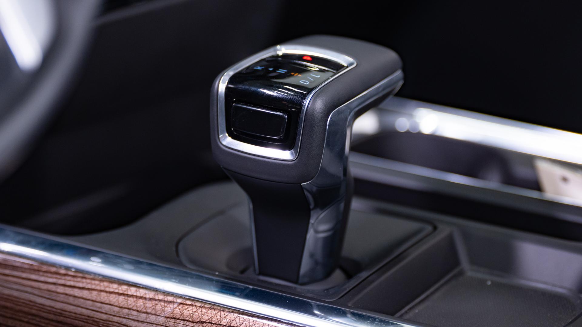 2024 CHEVROLET SILVERADO 1500 in Gray, photo 19 of 57