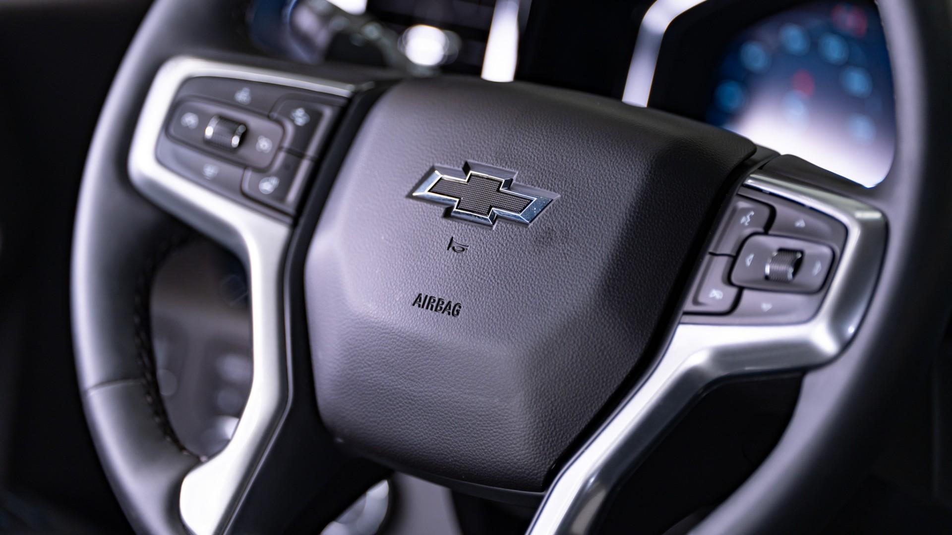 2024 CHEVROLET SILVERADO 1500 in Gray, photo 23 of 57