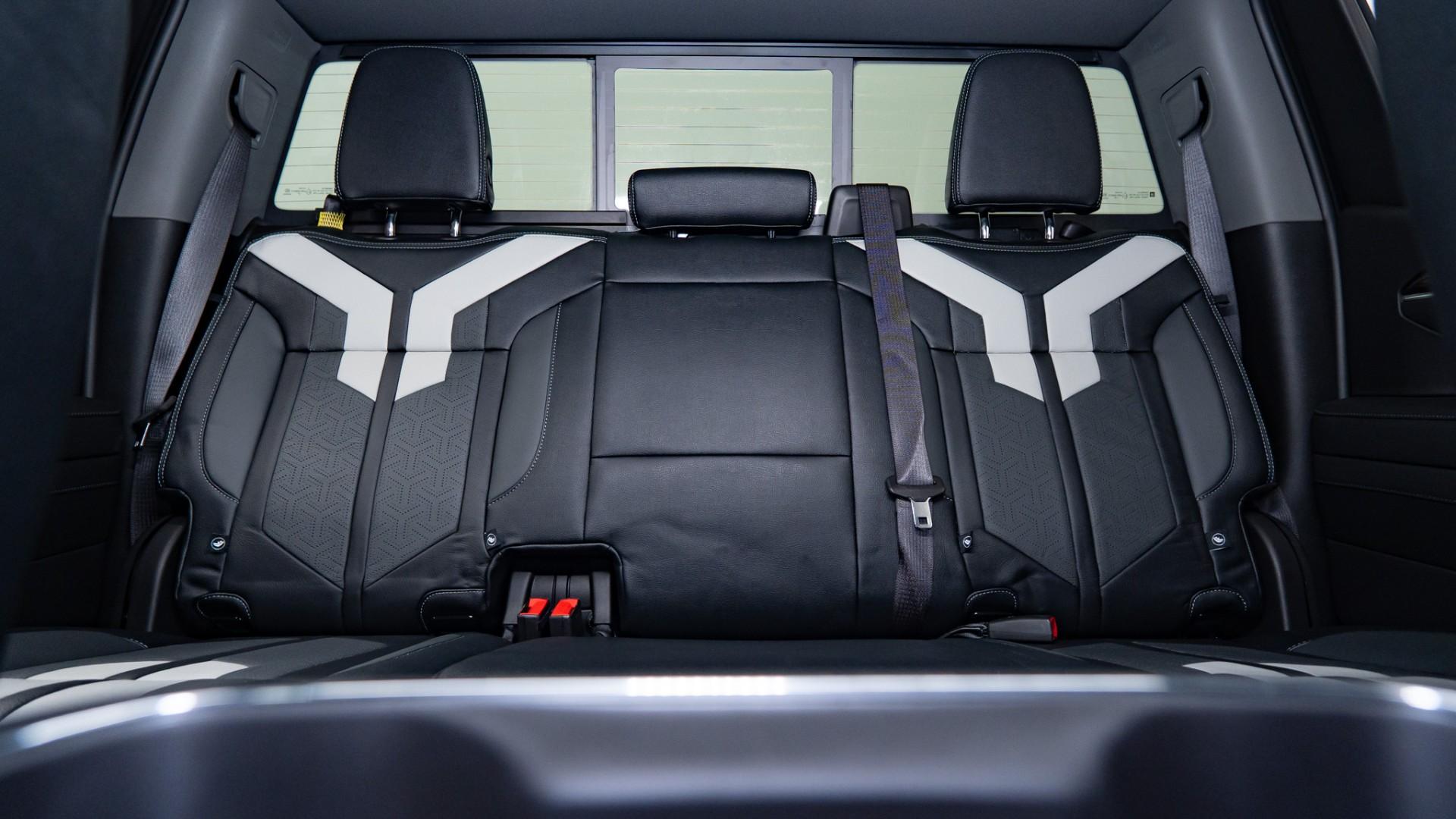 2024 CHEVROLET SILVERADO 1500 in Gray, photo 27 of 57
