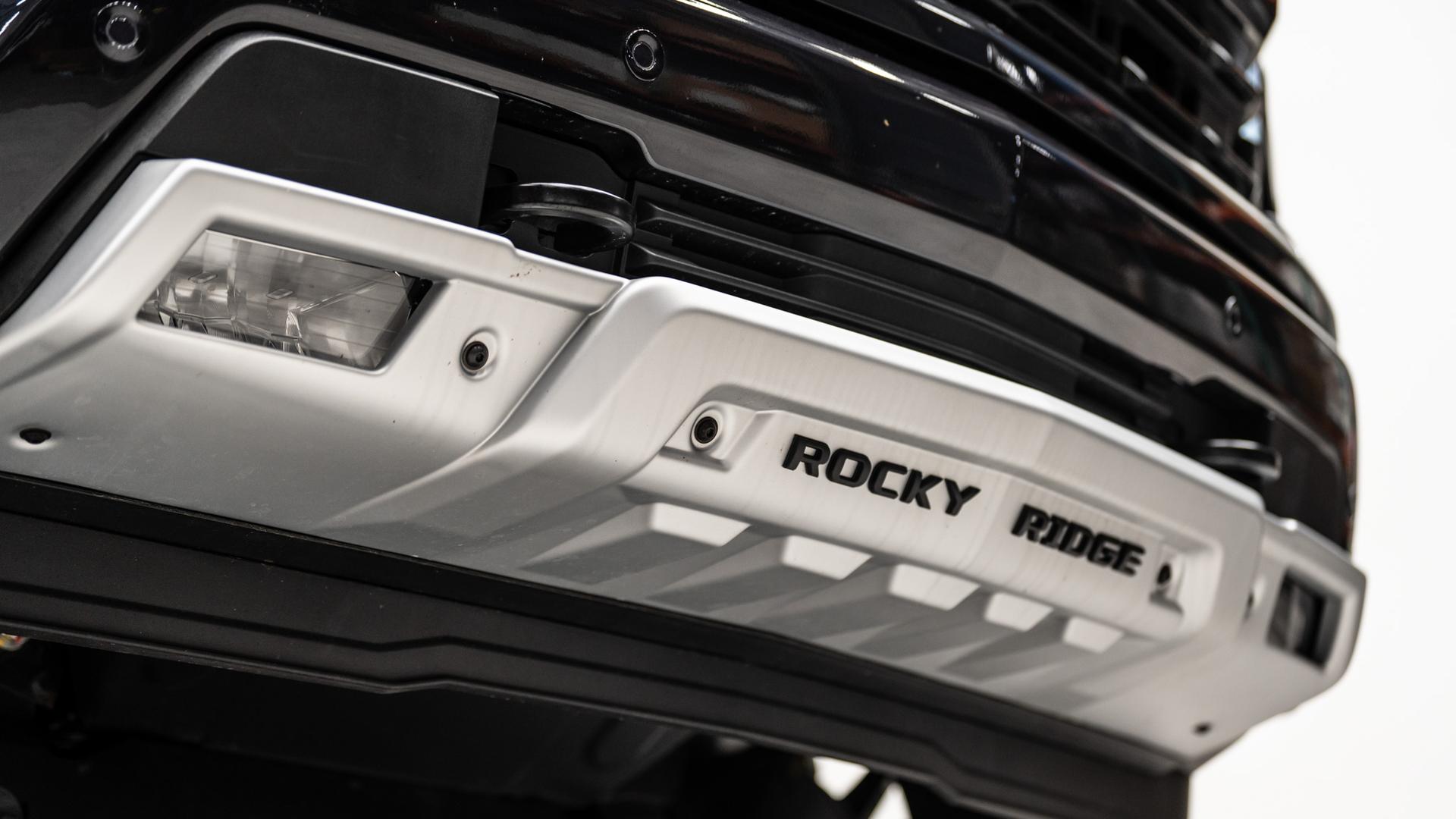 2024 CHEVROLET SILVERADO 1500 in Gray, photo 40 of 57