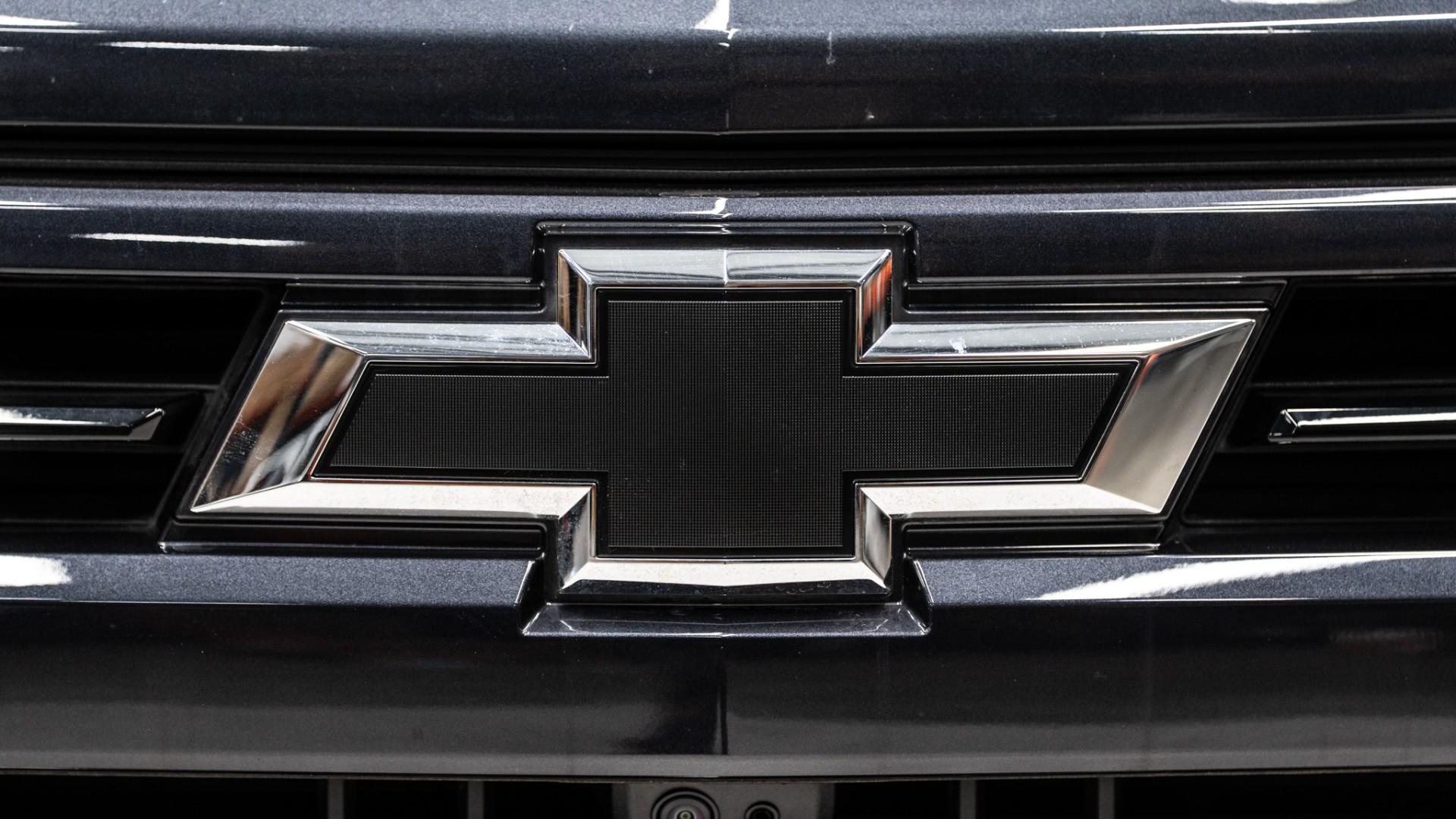 2024 CHEVROLET SILVERADO 1500 in Gray, photo 41 of 57