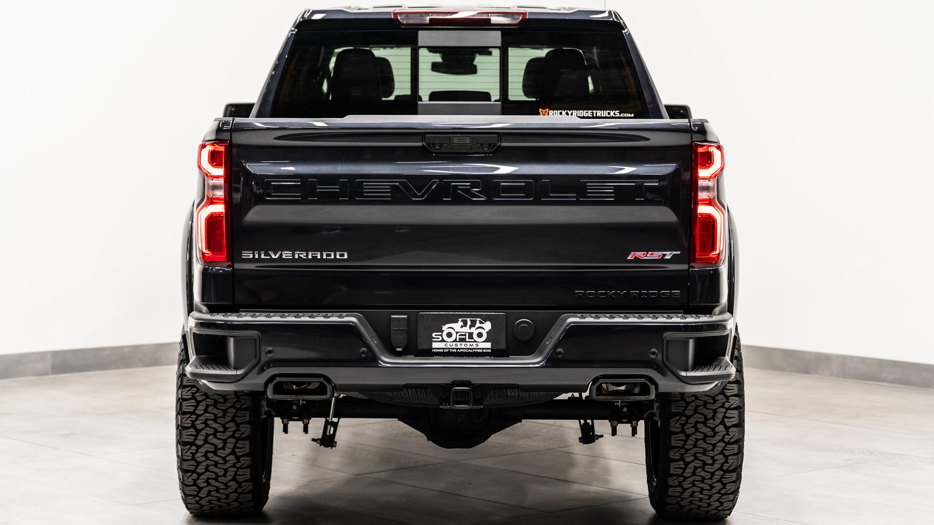2024 CHEVROLET SILVERADO 1500 in Gray, photo 9 of 57