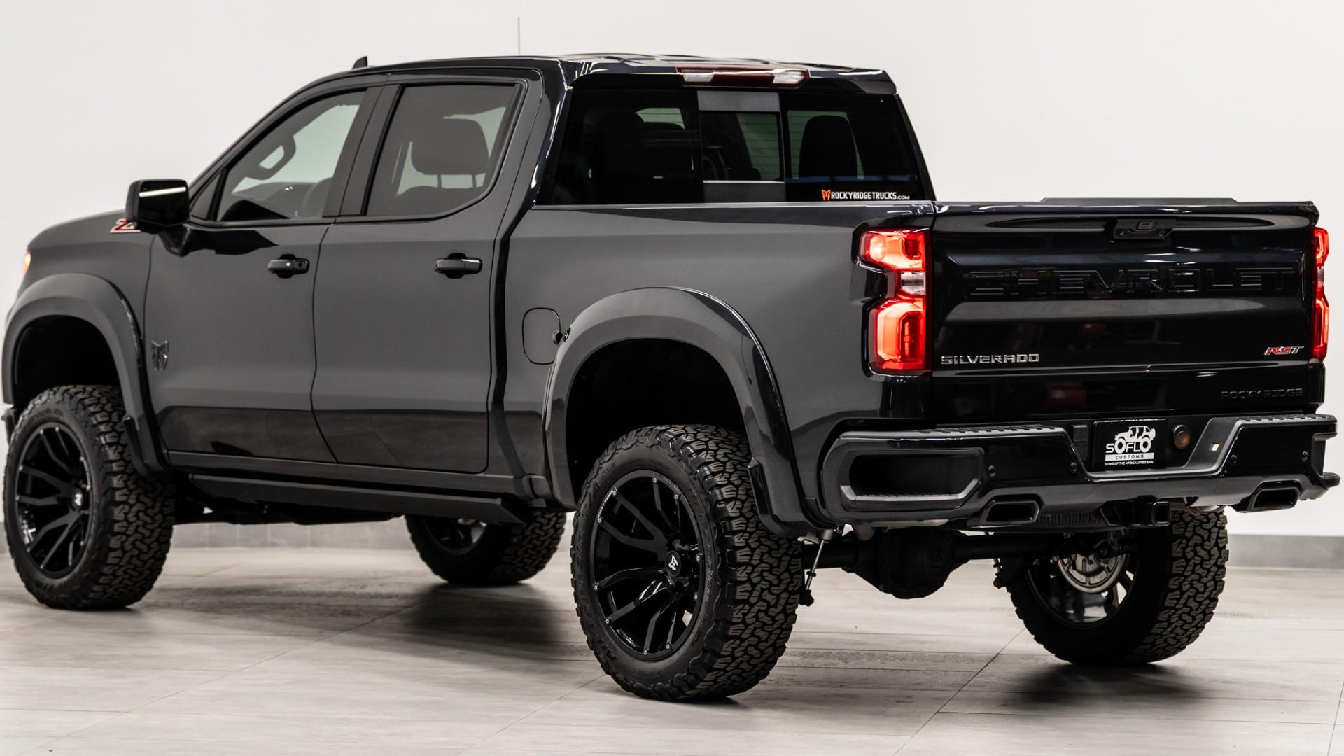 2024 CHEVROLET SILVERADO 1500 in Gray, photo 10 of 57