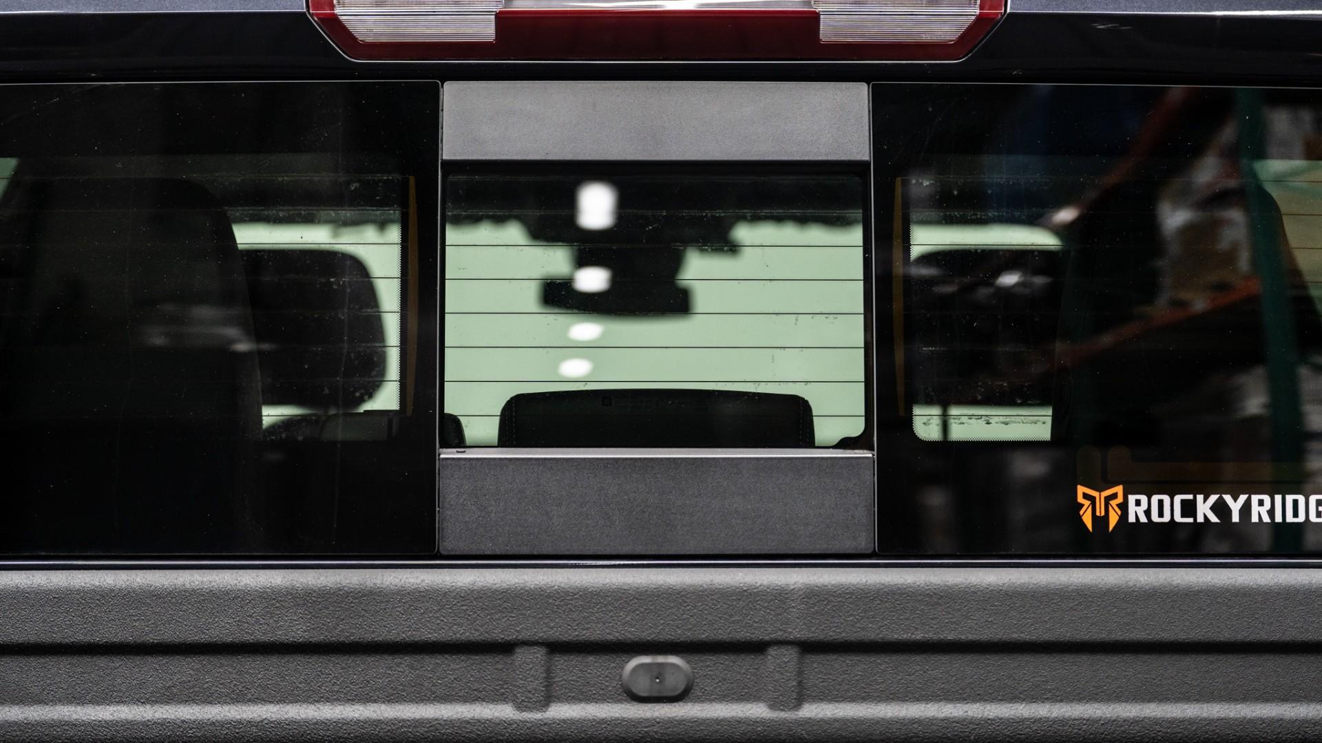 2024 CHEVROLET SILVERADO 1500 in Gray, photo 48 of 57