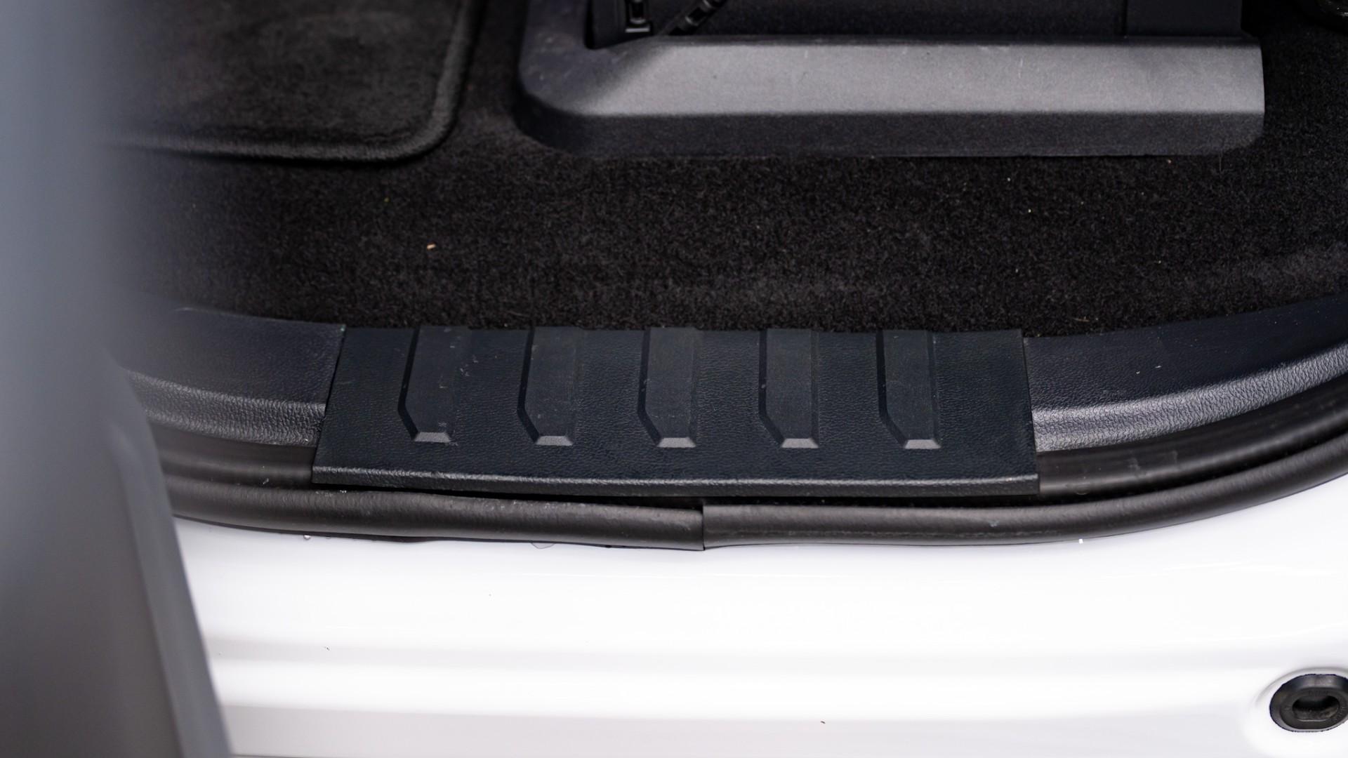 2024 FORD F-150 LARIAT in White, photo 51 of 53