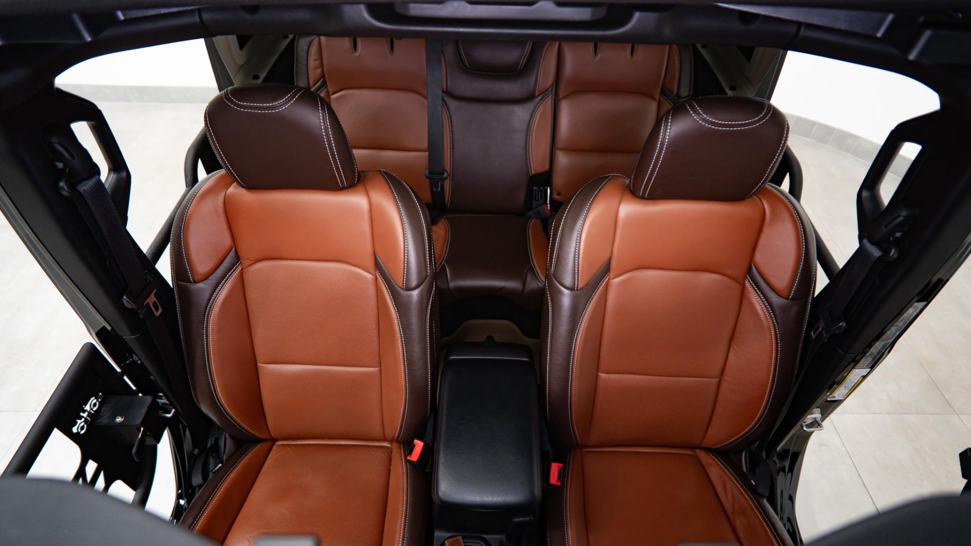 2020 JEEP WRANGLER in Black, photo 3 of 60