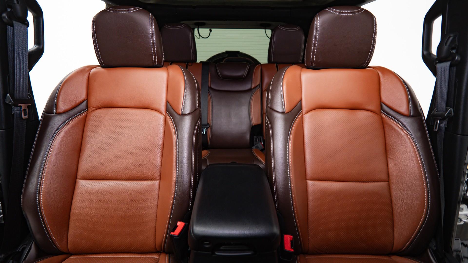 2020 JEEP WRANGLER in Black, photo 36 of 60