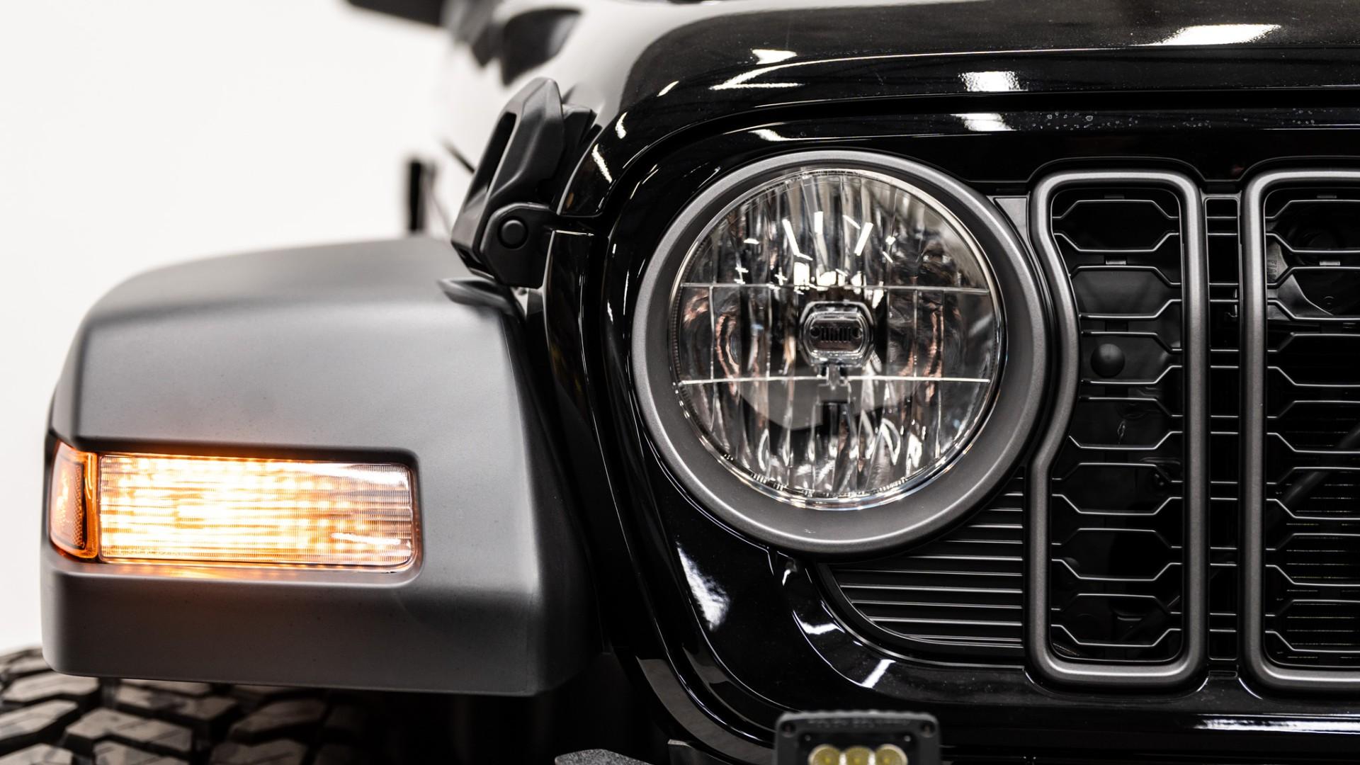2026 JEEP WRANGLER in Black, photo 41 of 52