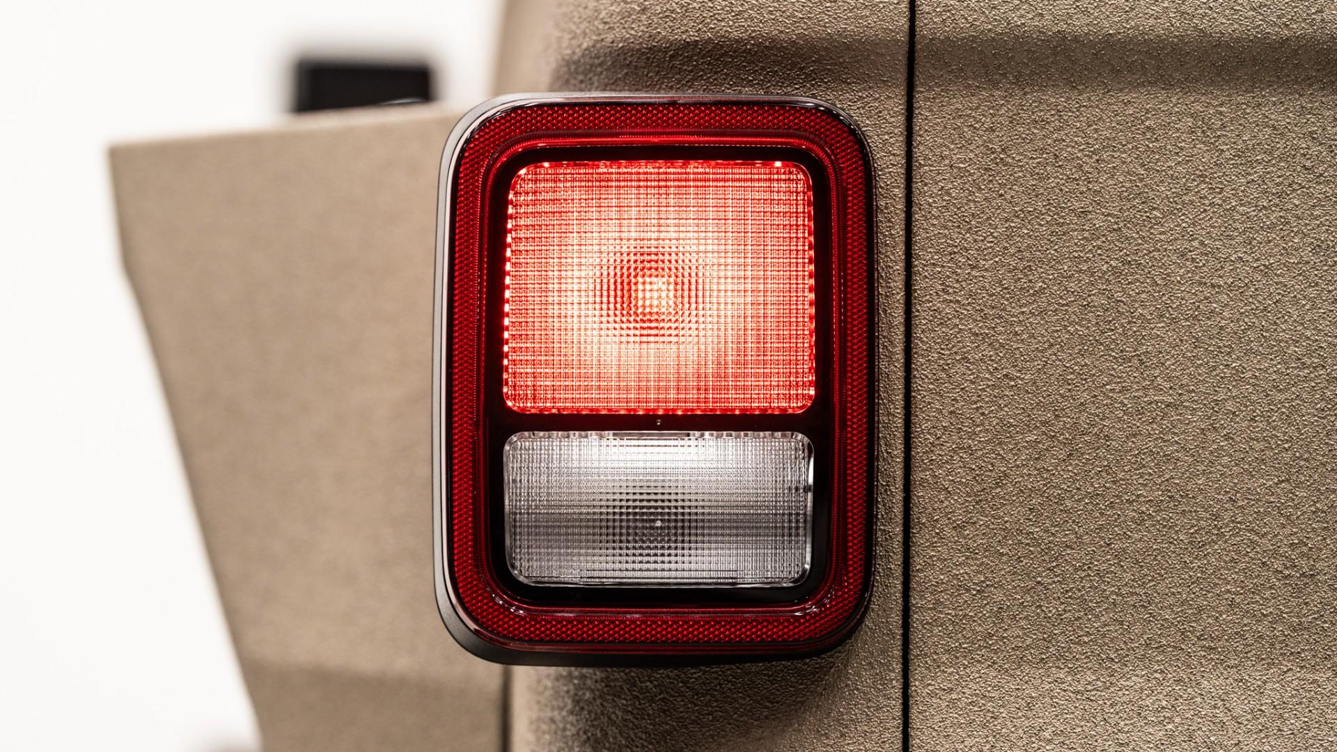 2026 JEEP GLADIATOR in Tan, photo 42 of 58