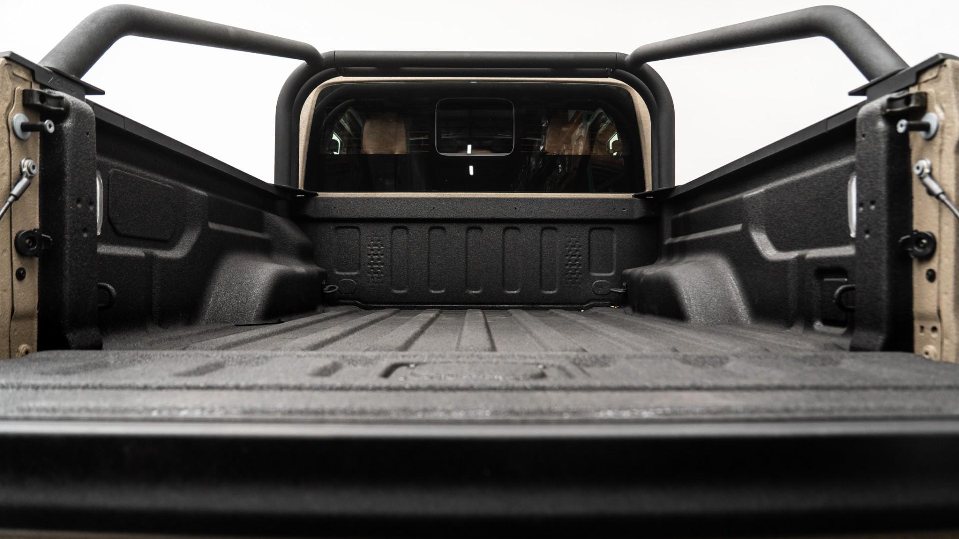 2026 JEEP GLADIATOR in Tan, photo 52 of 58