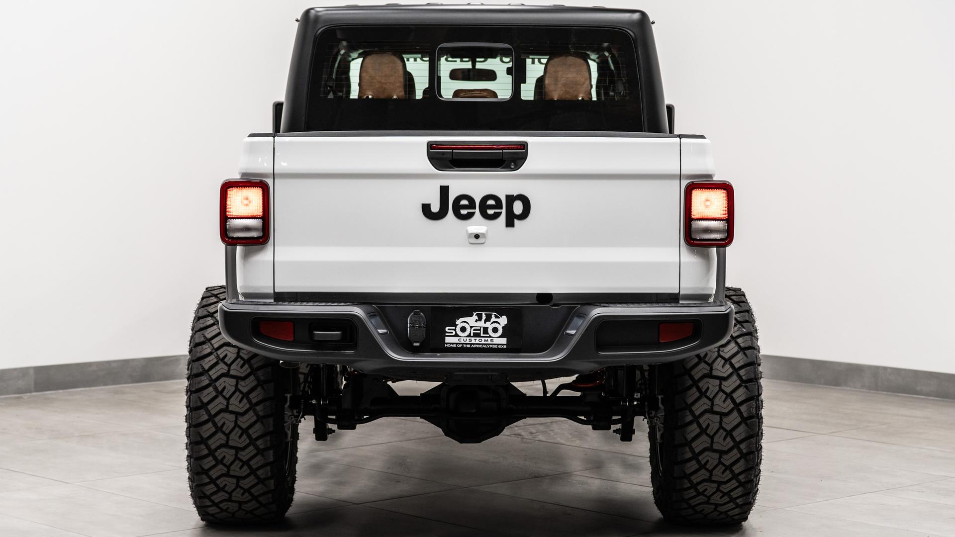 2026 JEEP GLADIATOR in White, photo 14 of 60