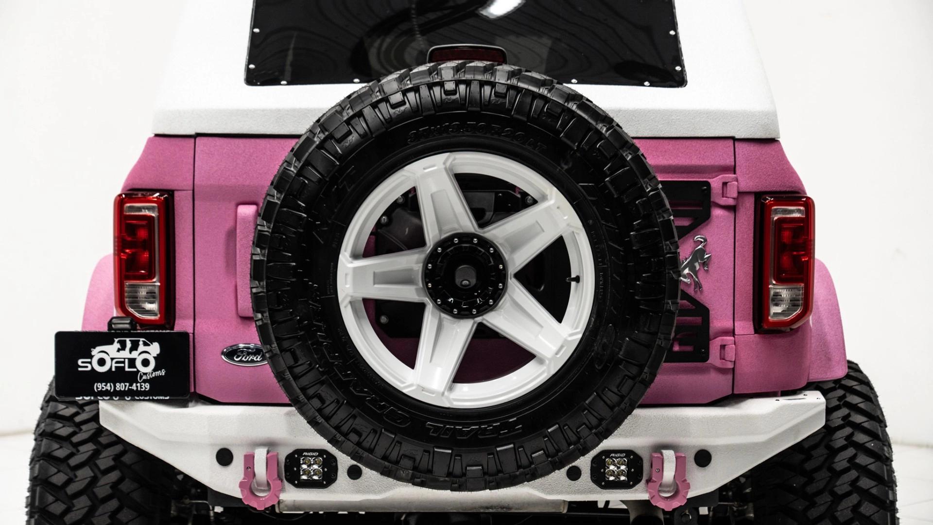 2022 FORD BRONCO in Pink, photo 8 of 44