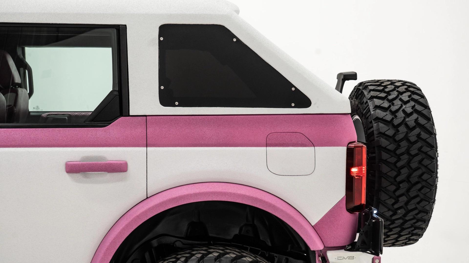 2022 FORD BRONCO in Pink, photo 11 of 44
