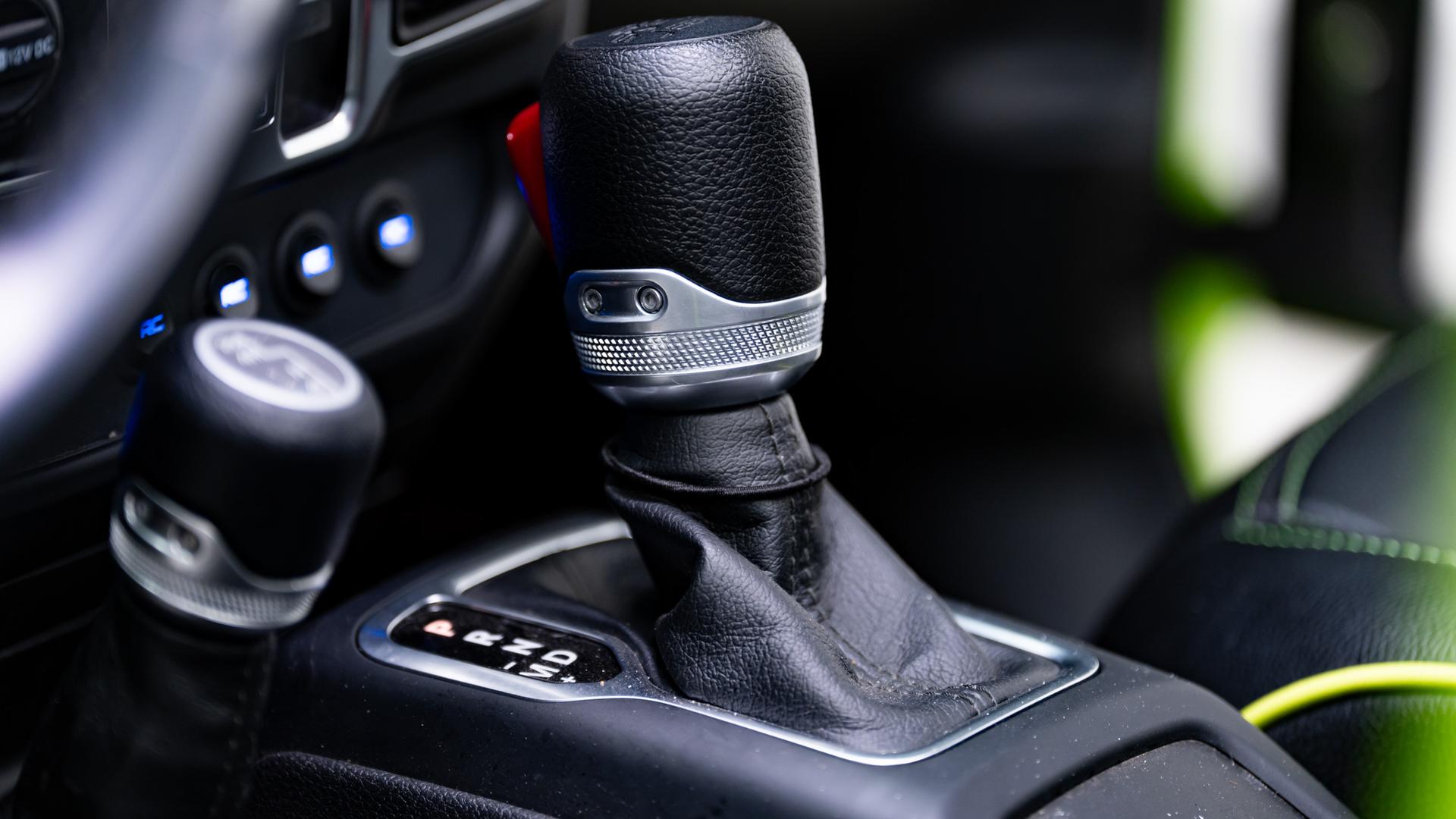 2021 JEEP GLADIATOR in Gecko, photo 20 of 60