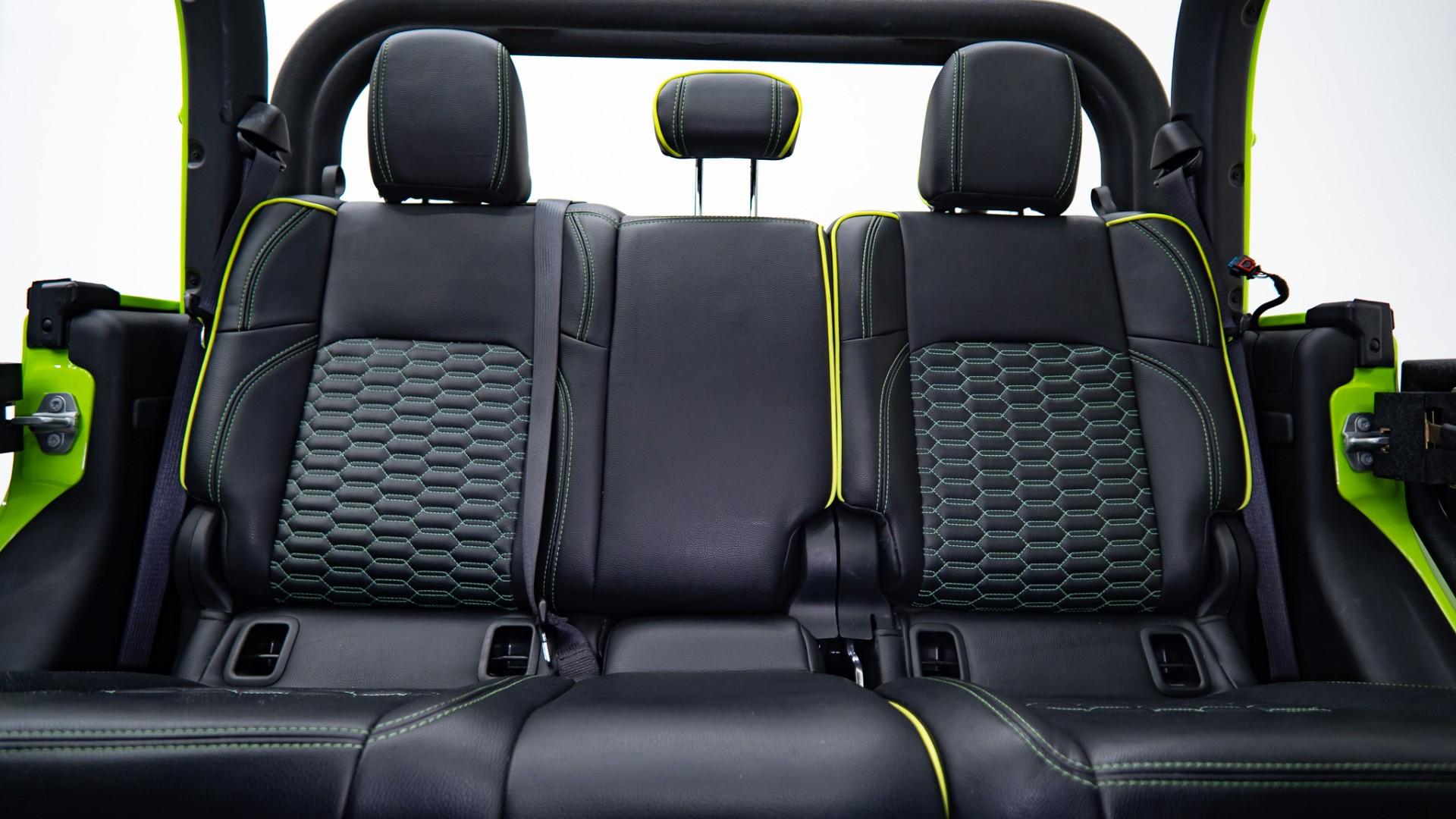 2021 JEEP GLADIATOR in Gecko, photo 30 of 60