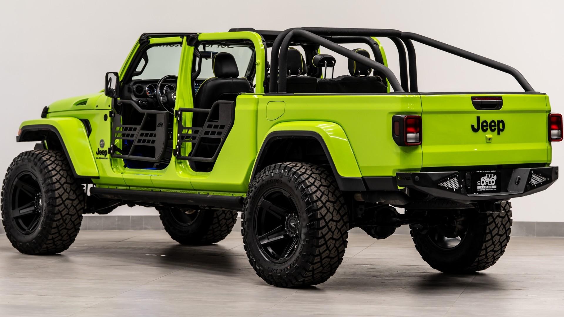 2021 JEEP GLADIATOR in Gecko, photo 14 of 60