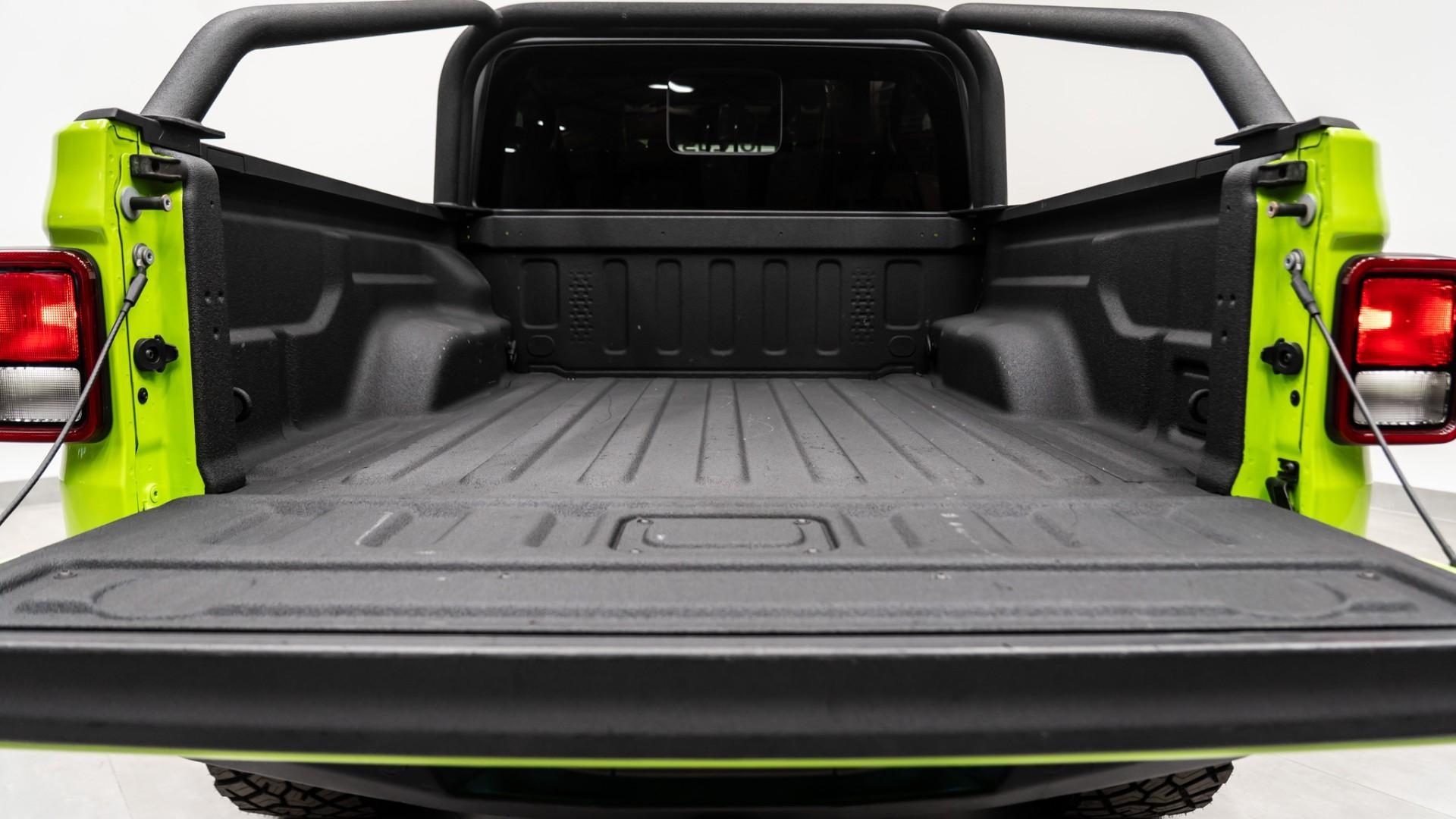 2021 JEEP GLADIATOR in Gecko, photo 50 of 60